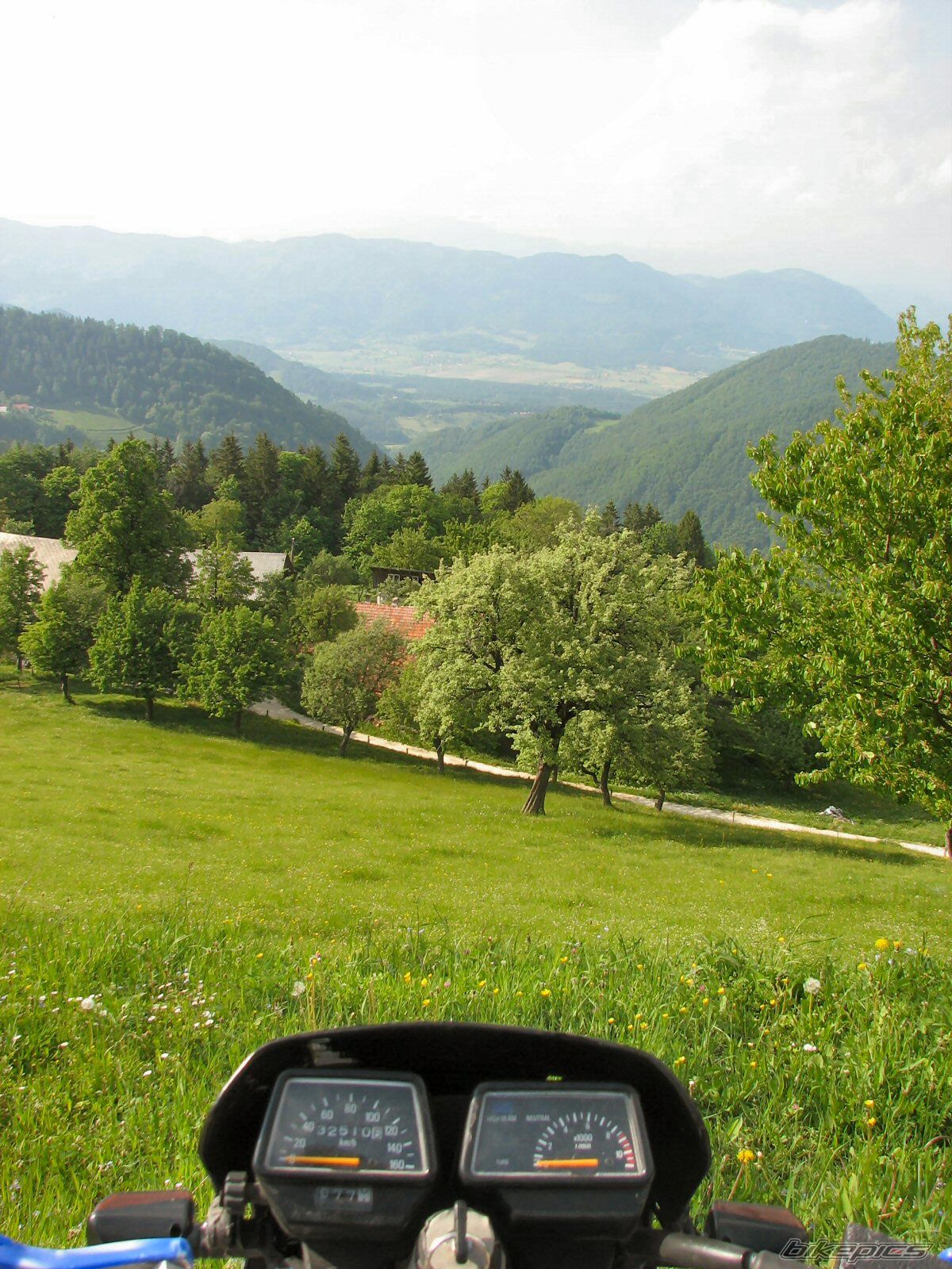 Bike Photo 906270