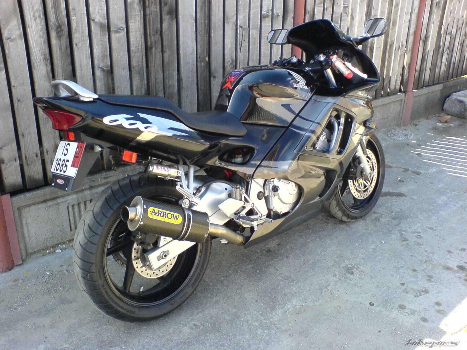 Photo 906645
