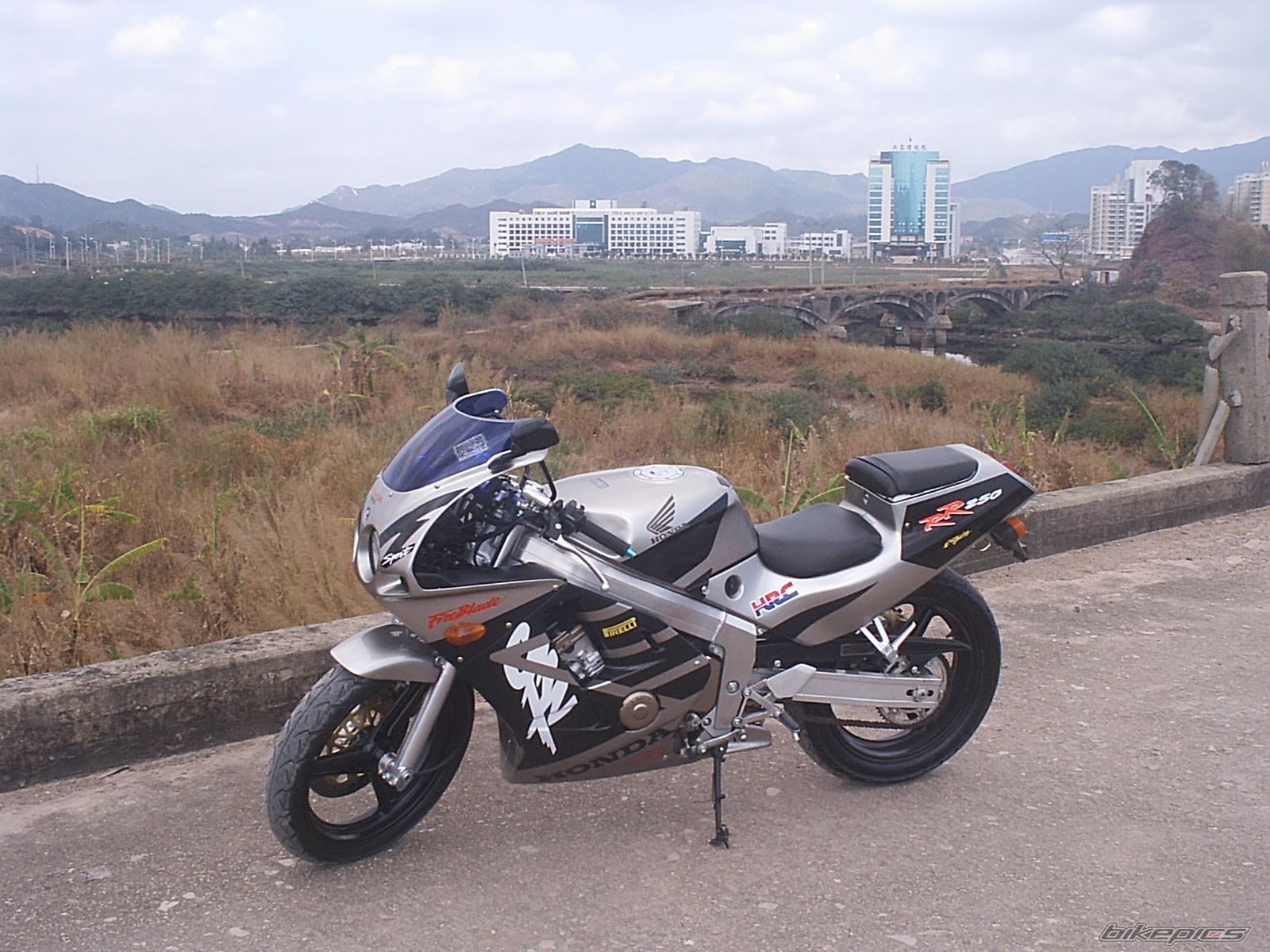 Bike Photo 907081