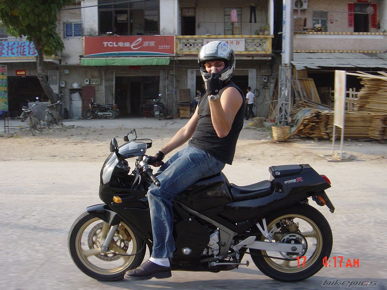Bike Photo 907089