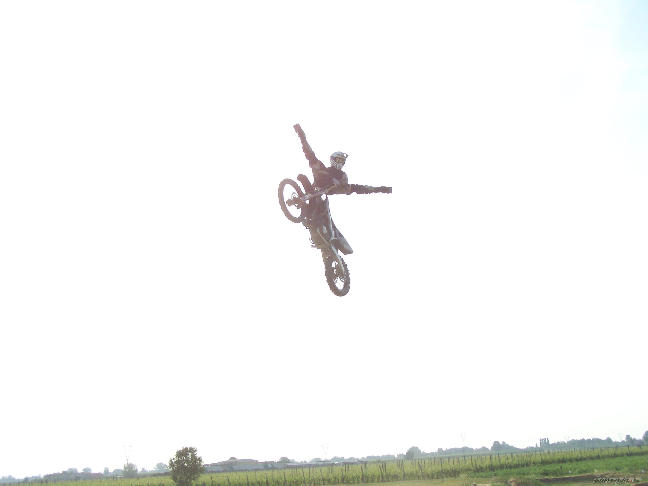 Bike Photo 907299