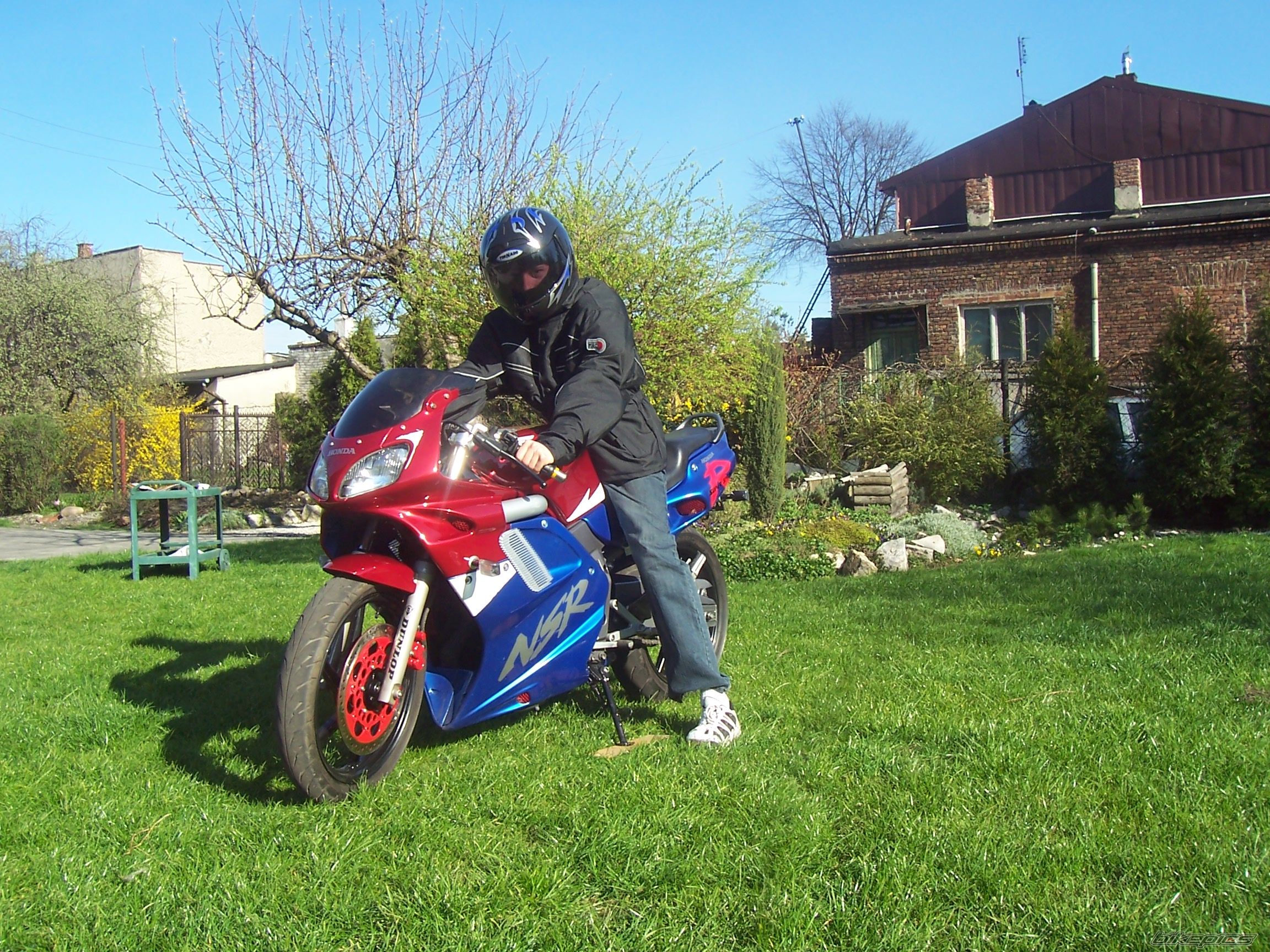 Bike Photo 907456