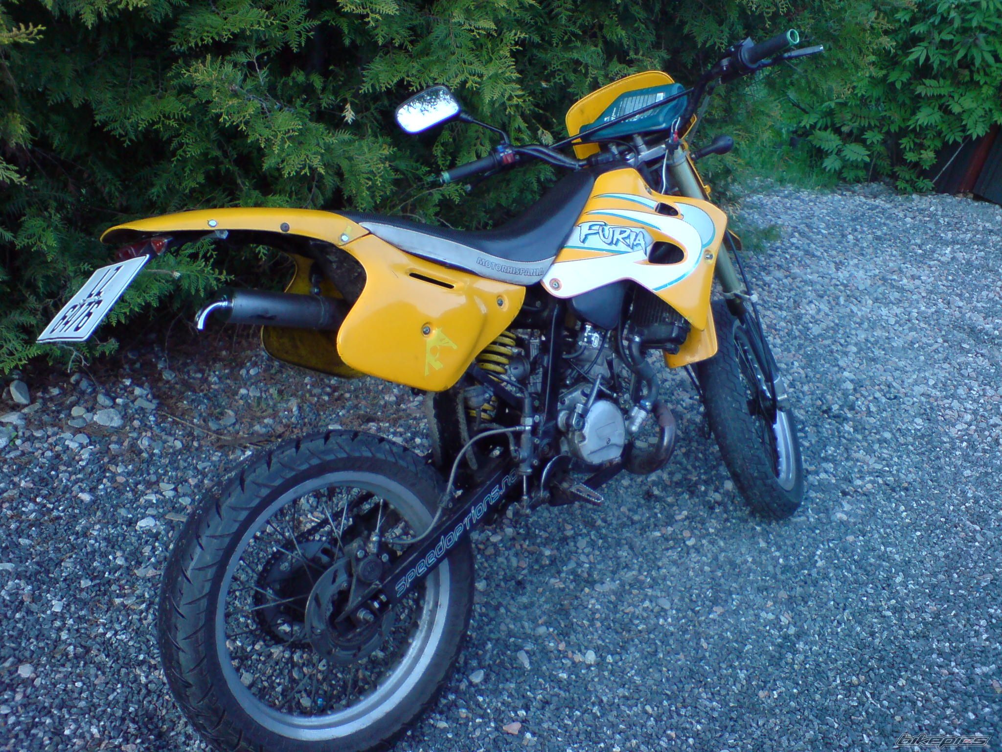 Photo 907480