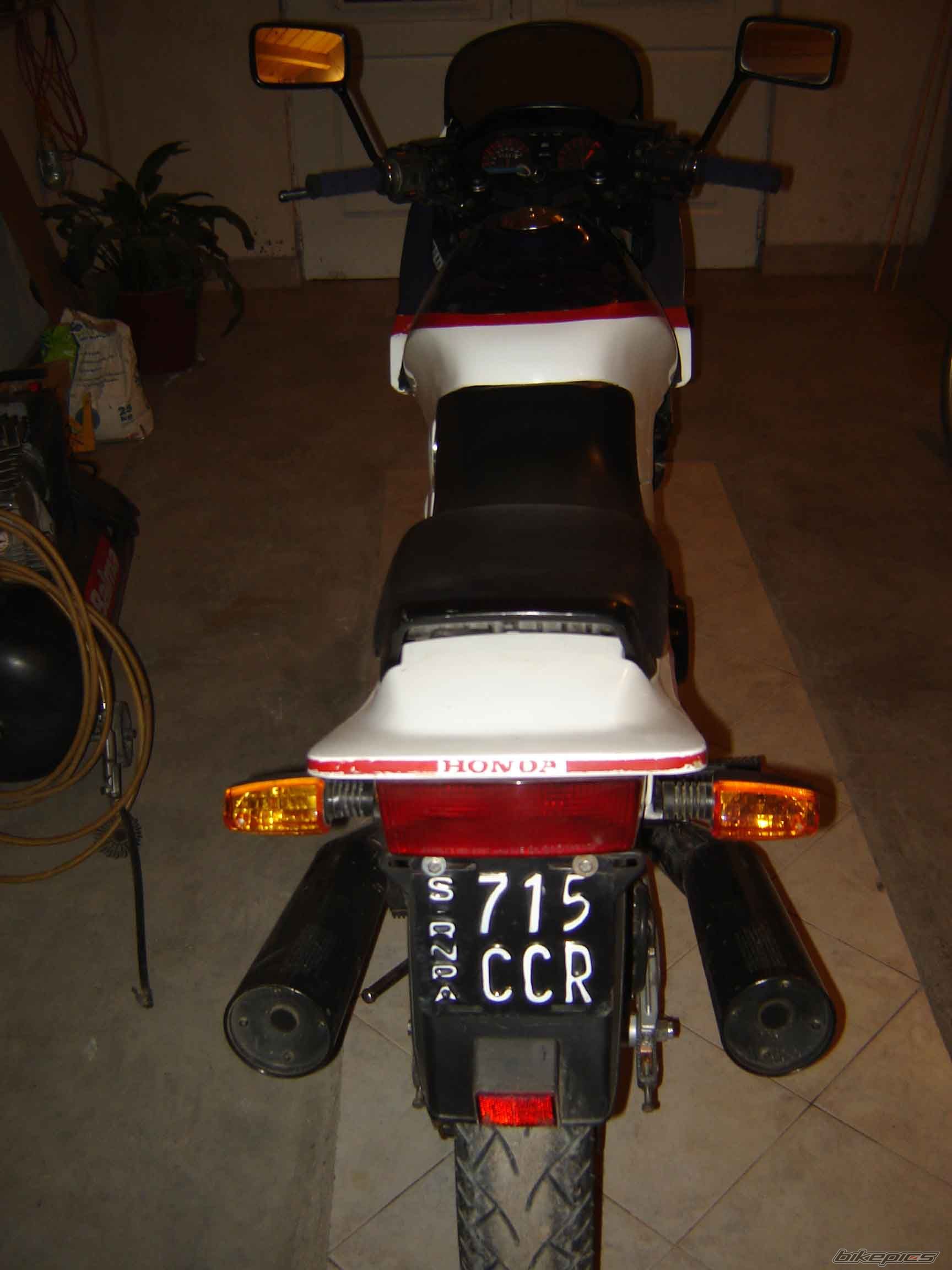 Photo 907593