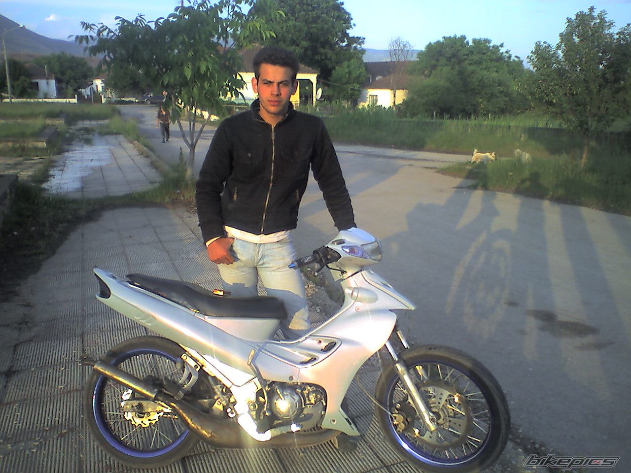 Bike Photo 907817
