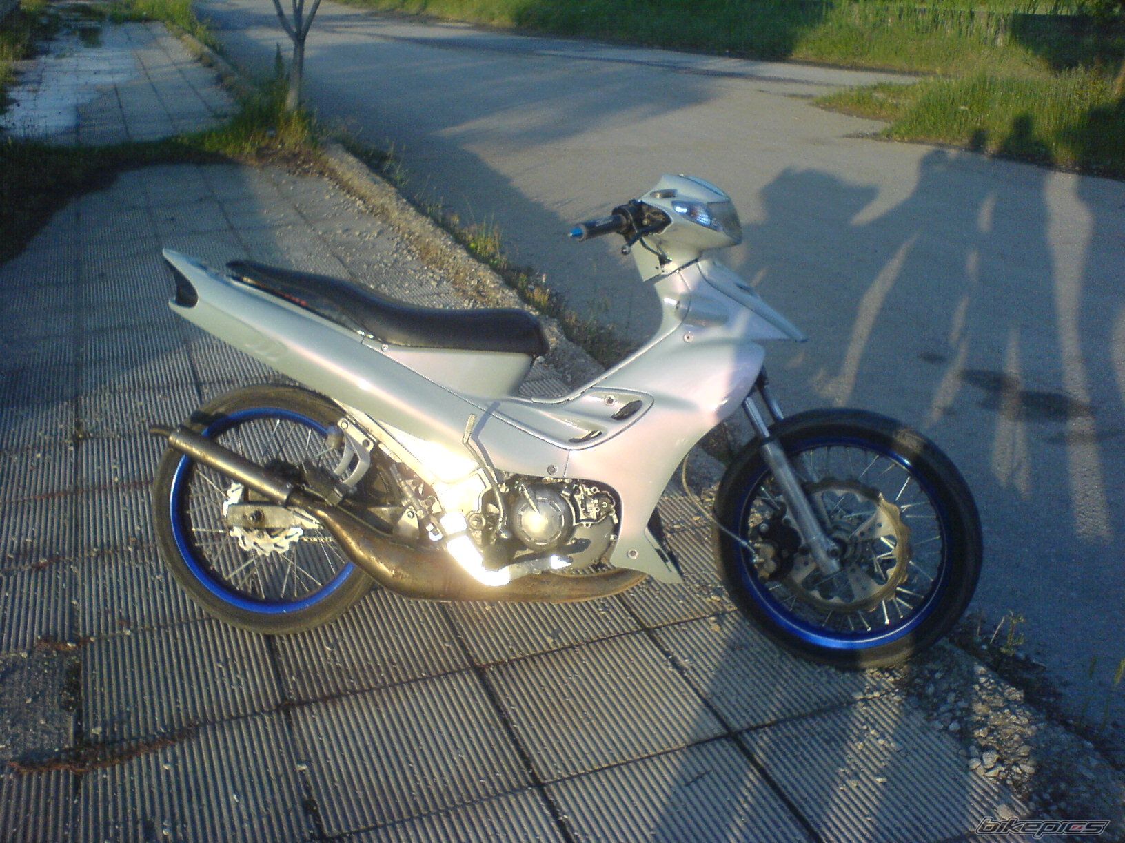 Bike Photo 907821