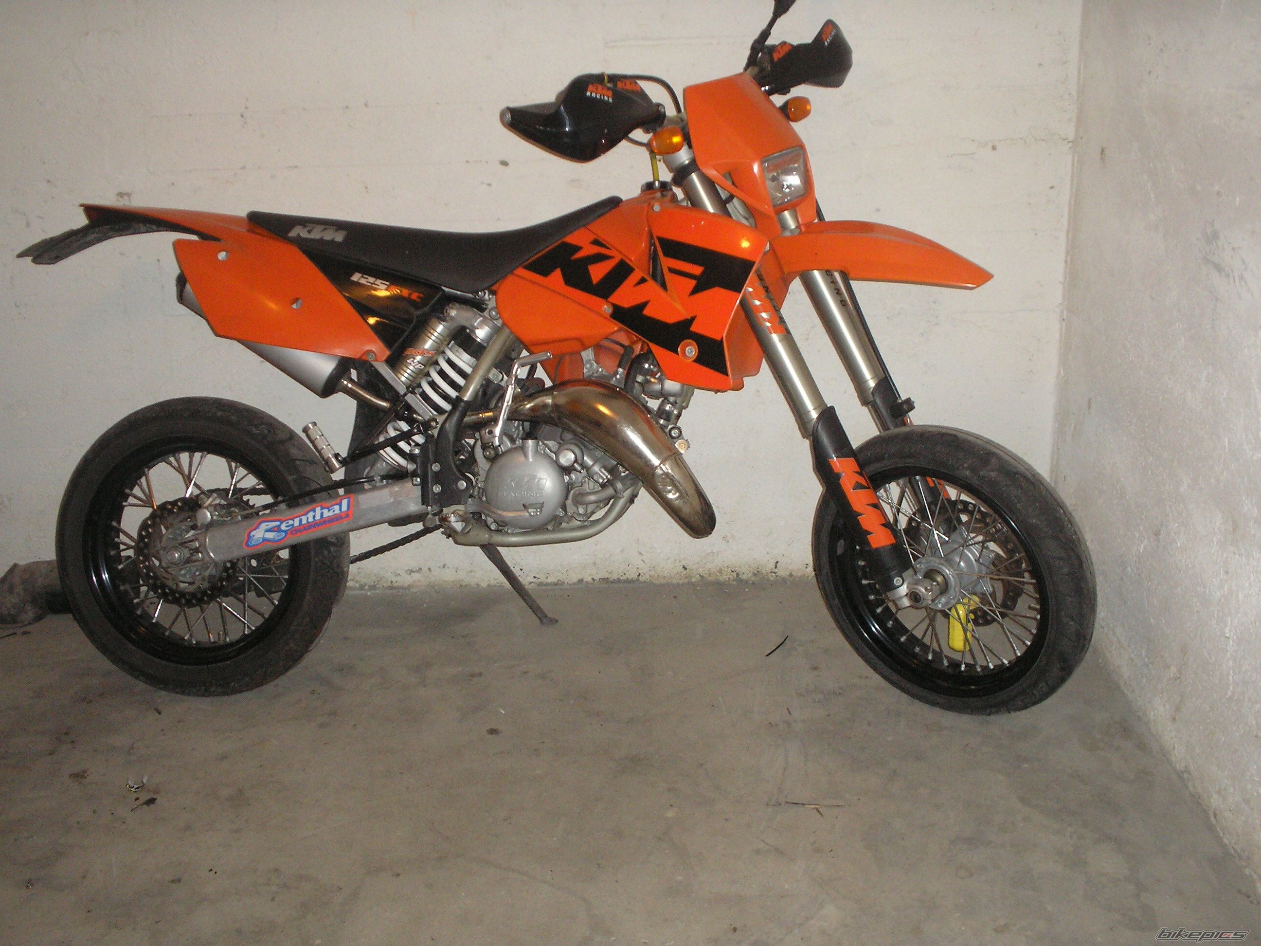 Photo 907899
