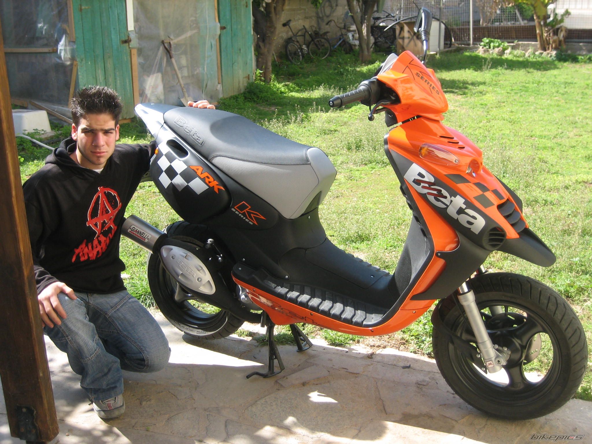 Bike Photo 907937