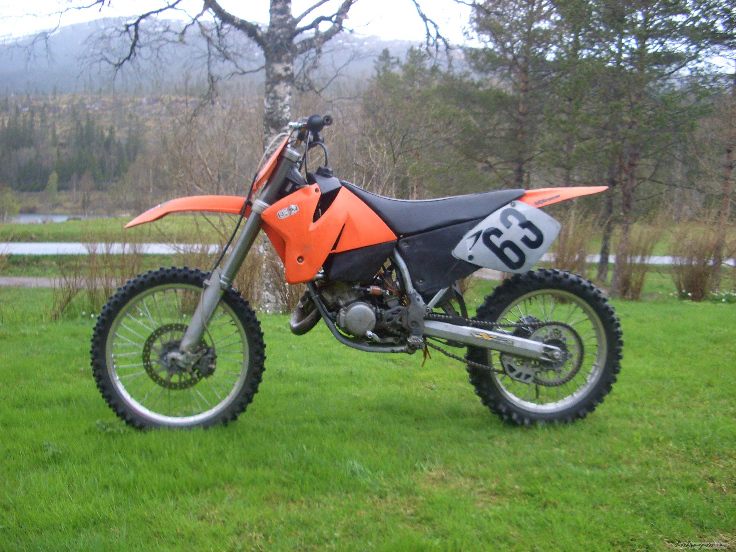 Bike Photo 908296