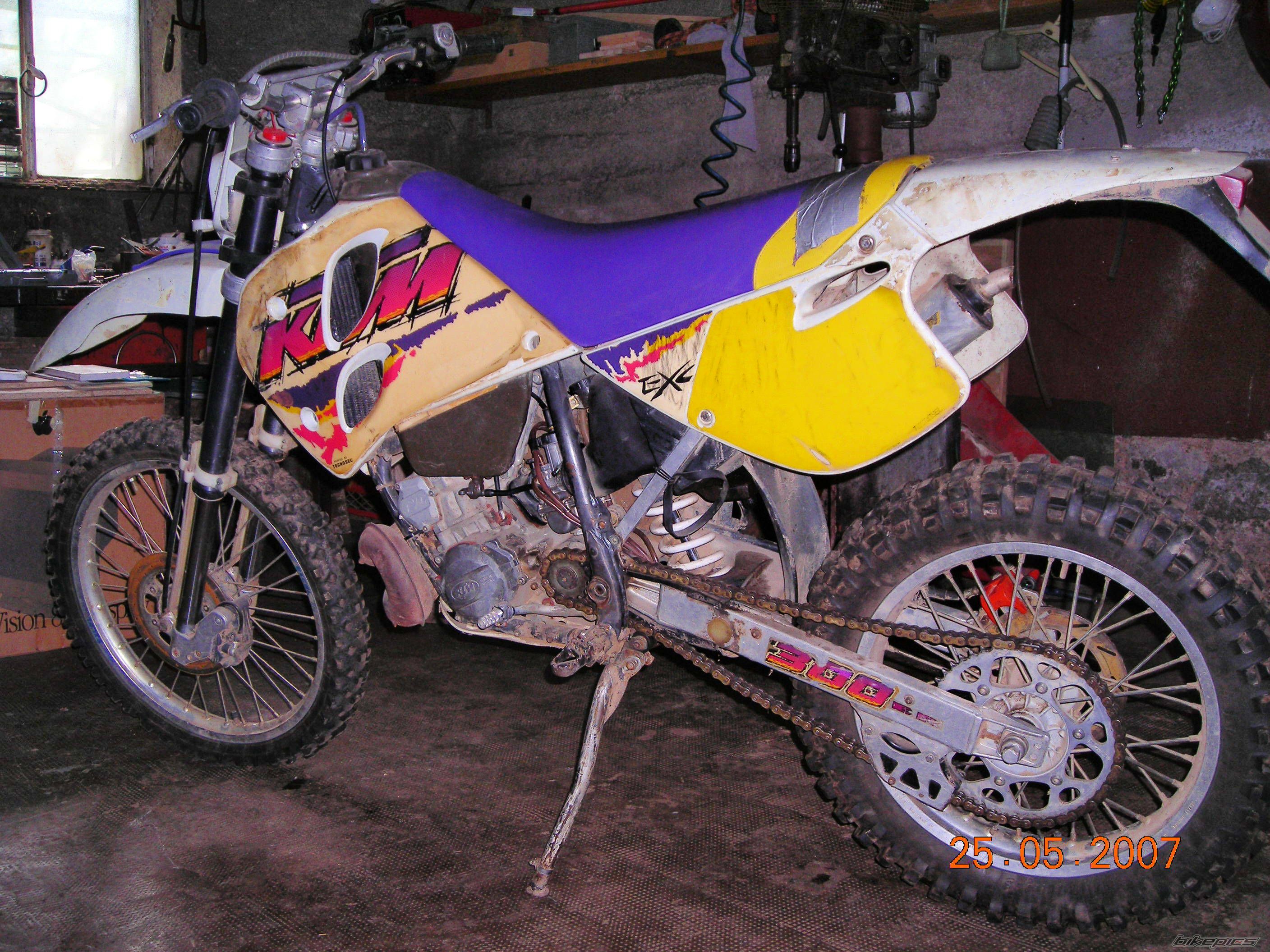 Bike Photo 910430