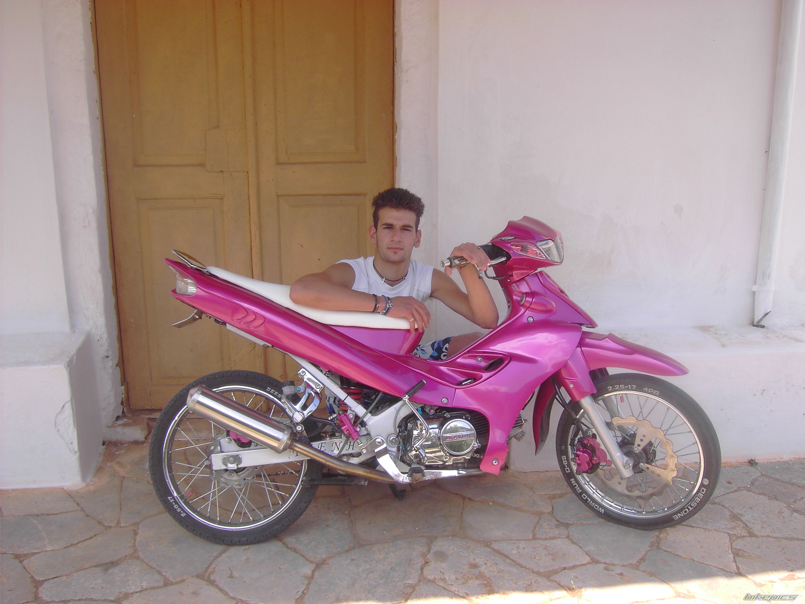 Bike Photo 911012