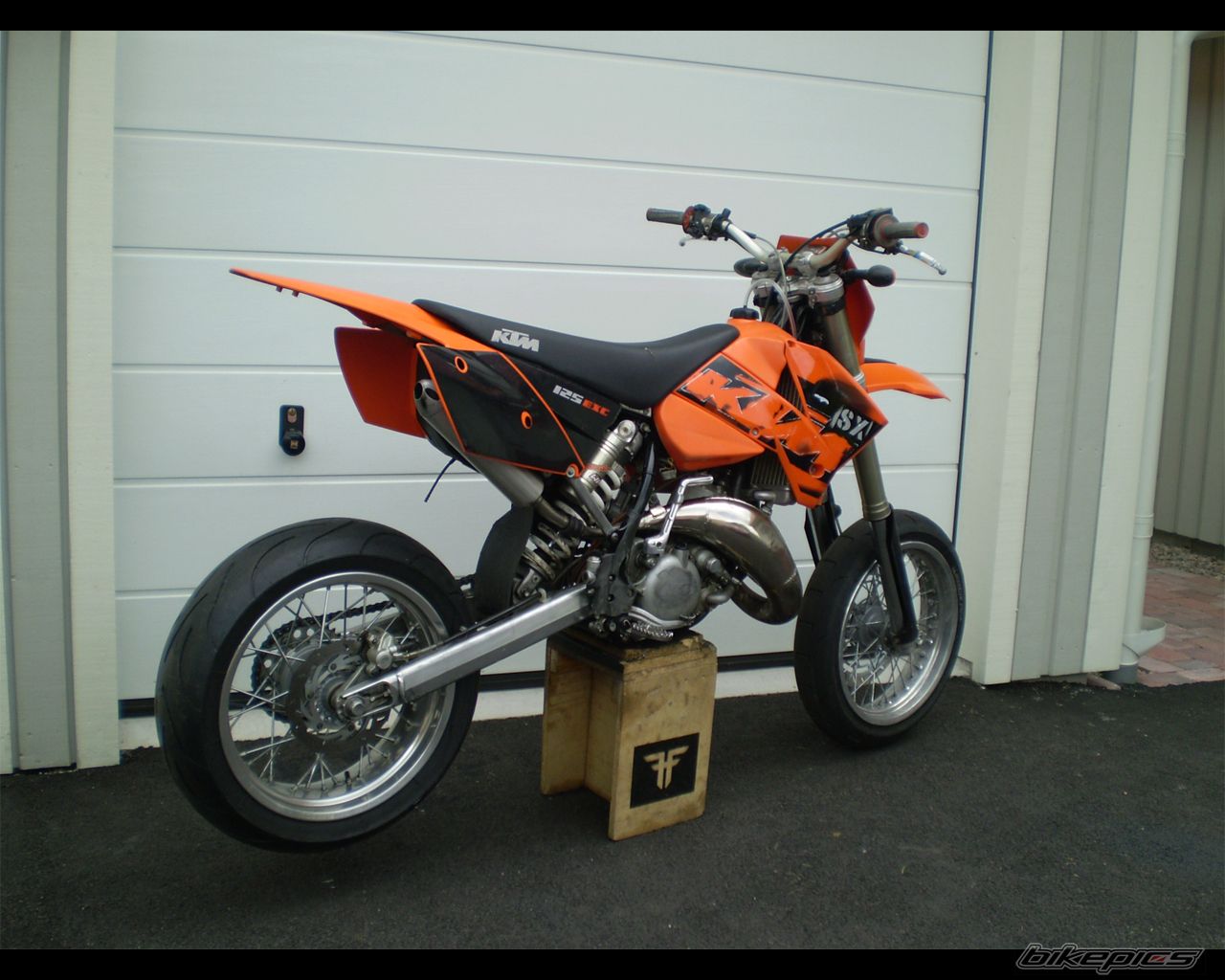 Bike Photo 911100