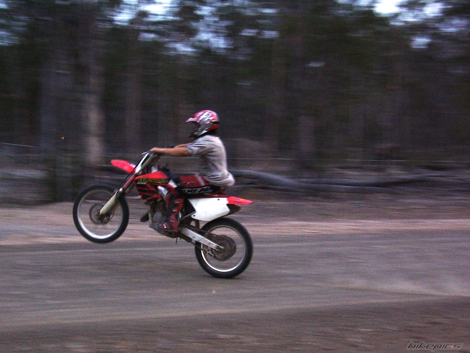 Photo 912011
