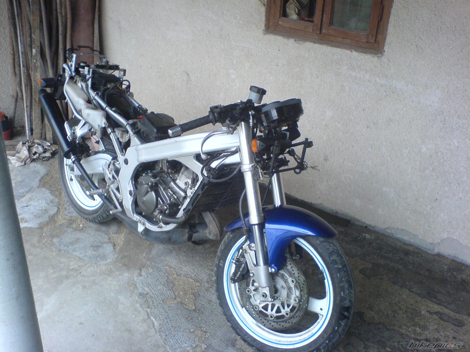 Photo 912299