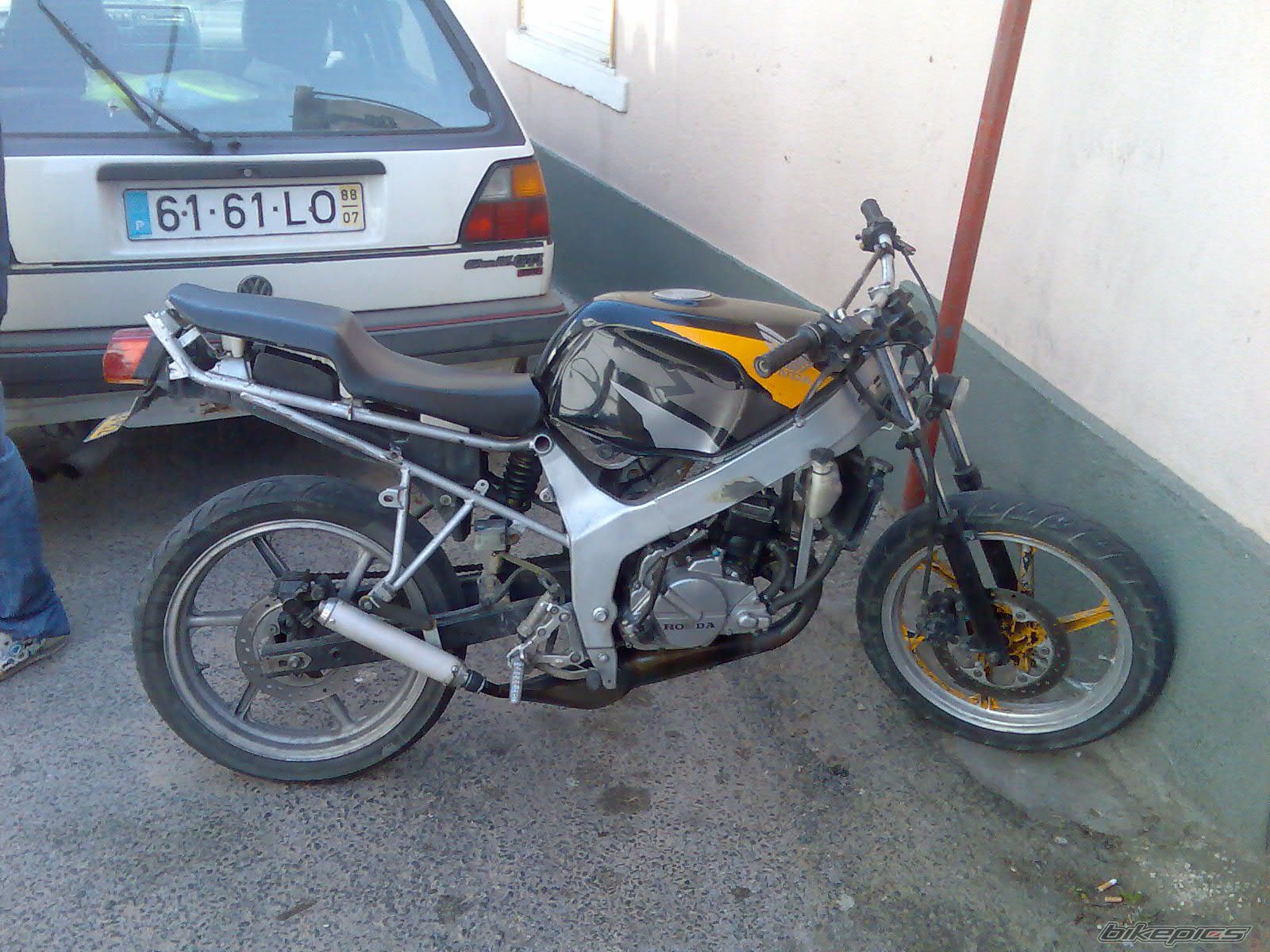 Photo 912829
