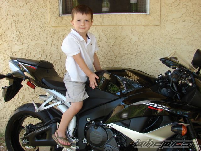 Photo 912830