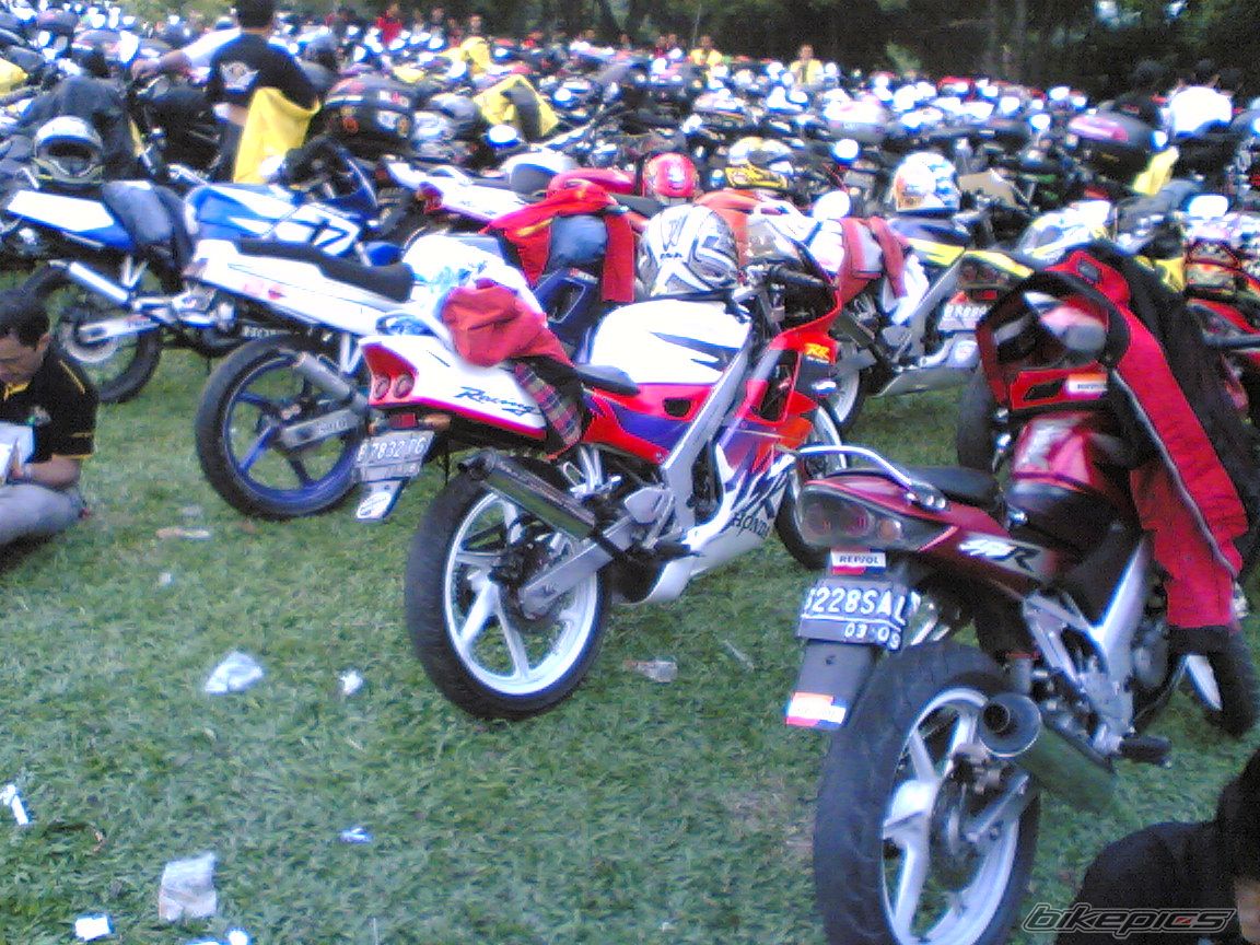 Photo 913073