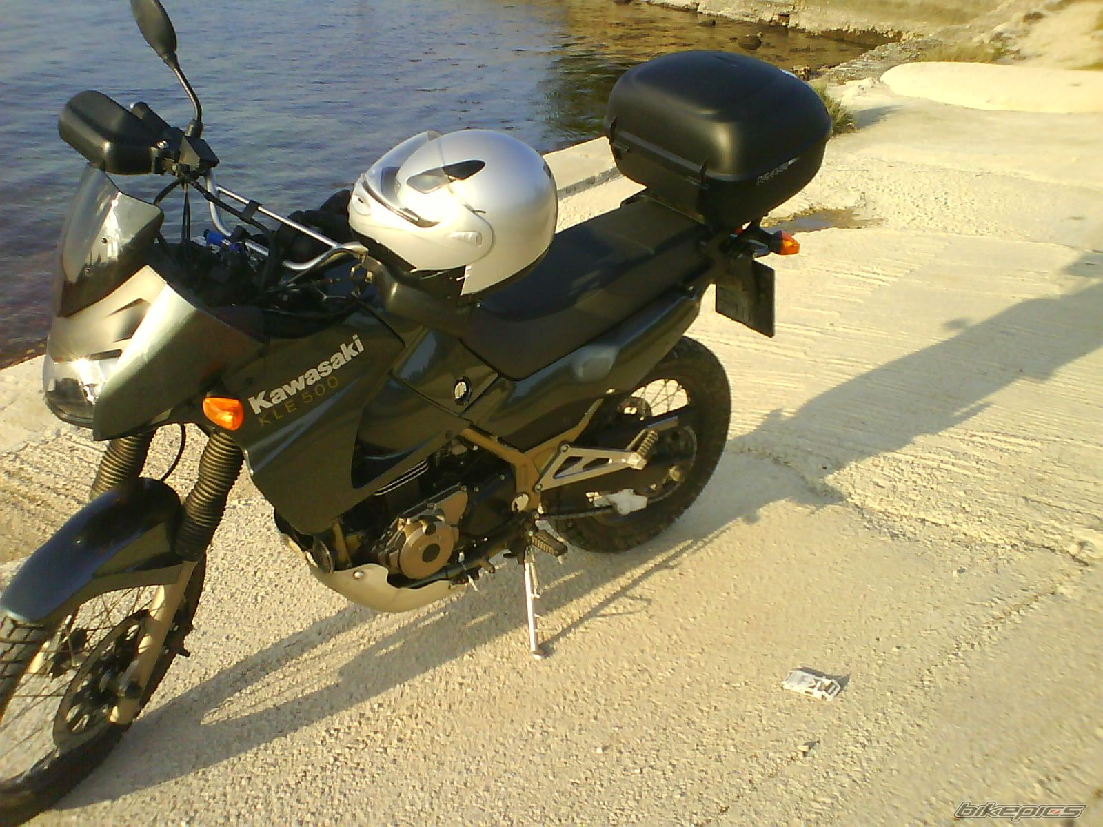 Photo 913835