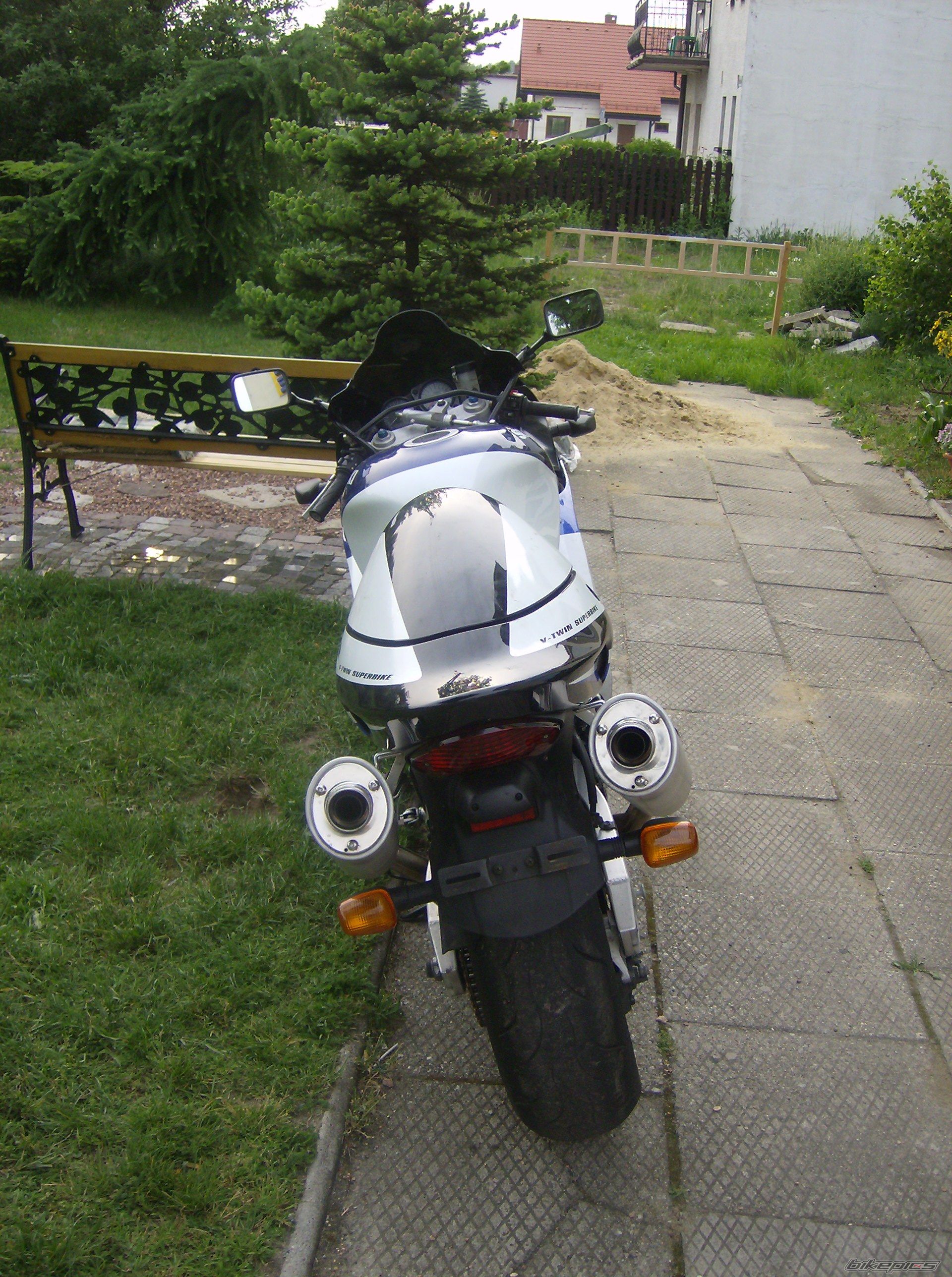 Photo 915002