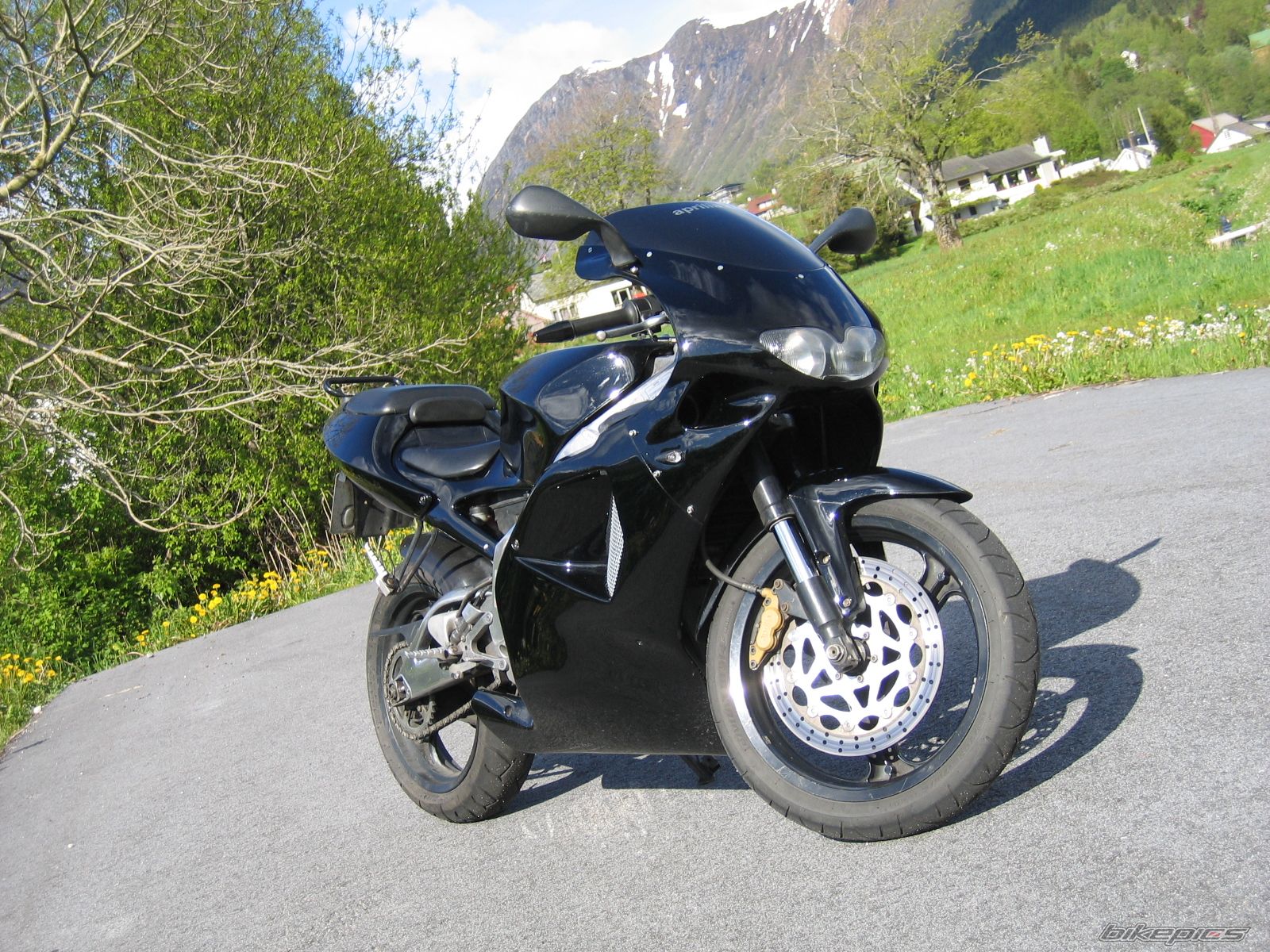 Bike Photo 916062
