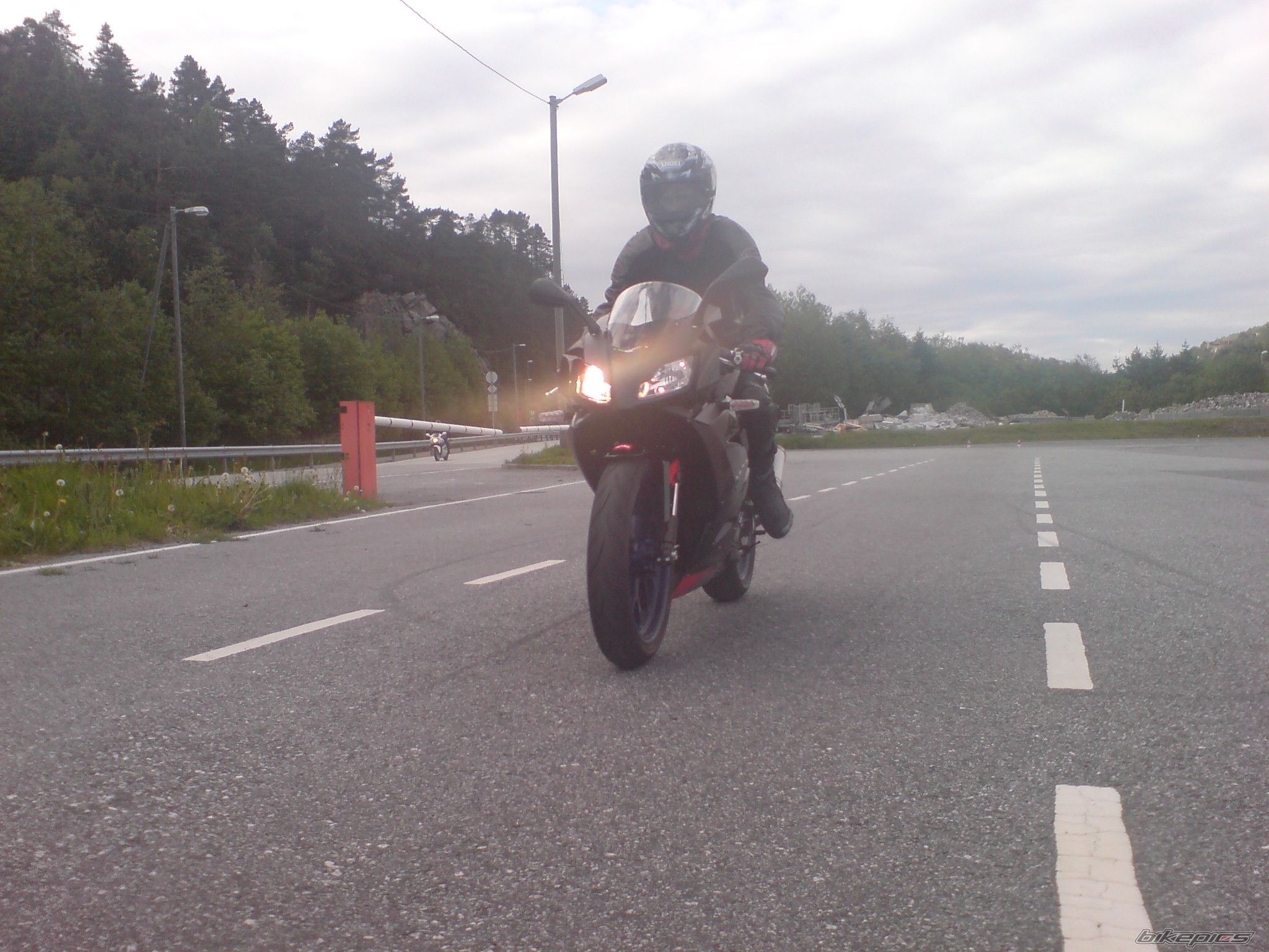 Photo 916929