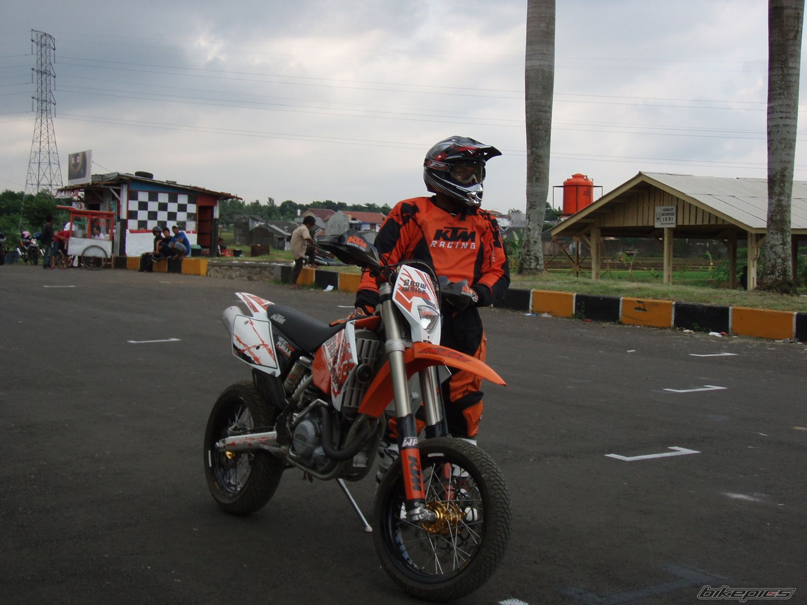 Bike Photo 922033