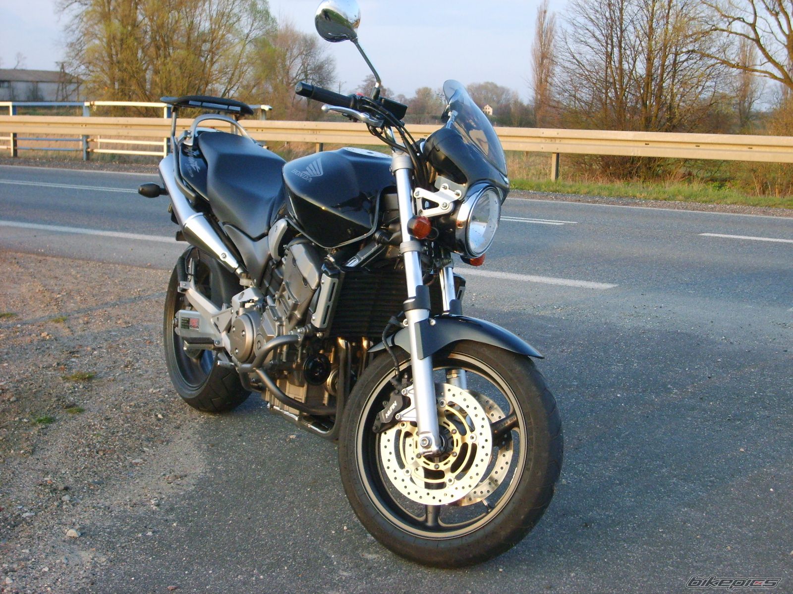 Bike Photo 923030