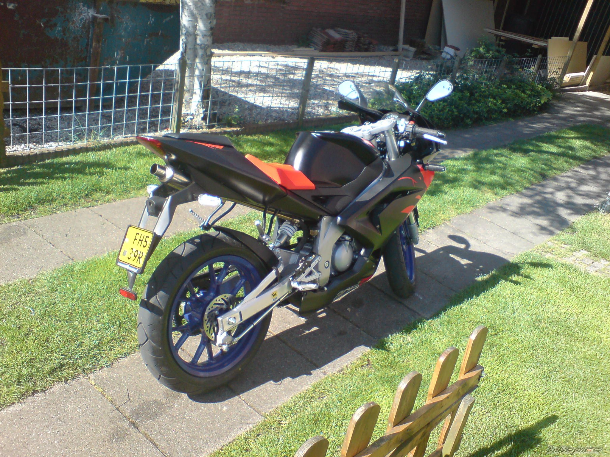 Photo 923689