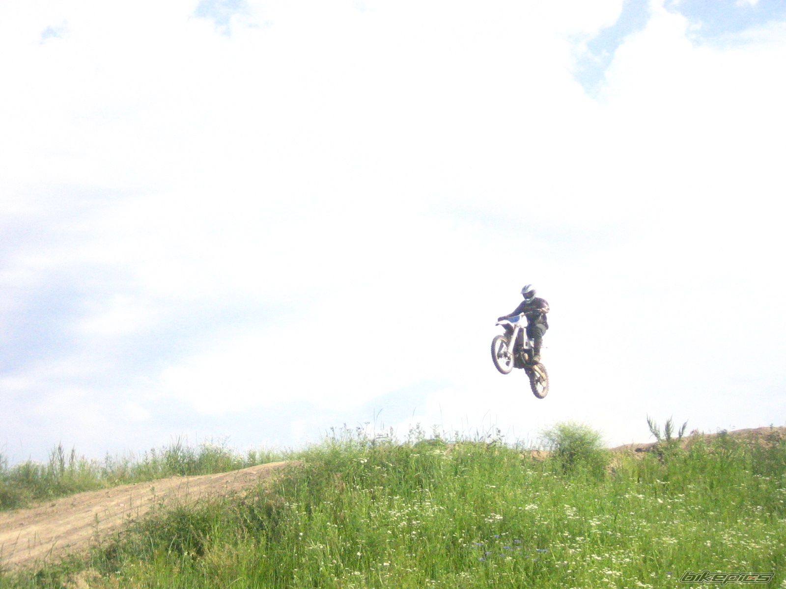 Bike Photo 928103