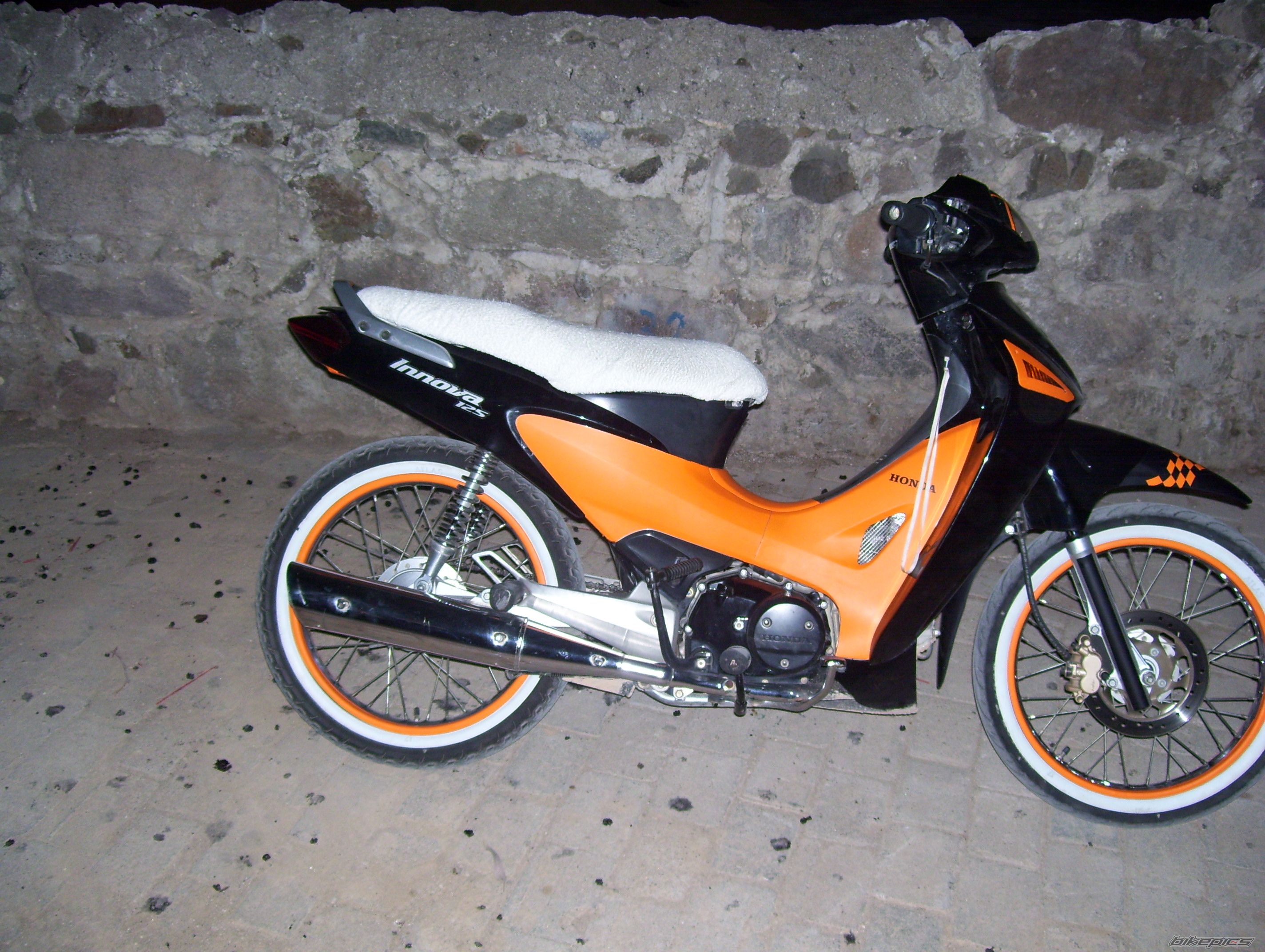 Bike Photo 929305