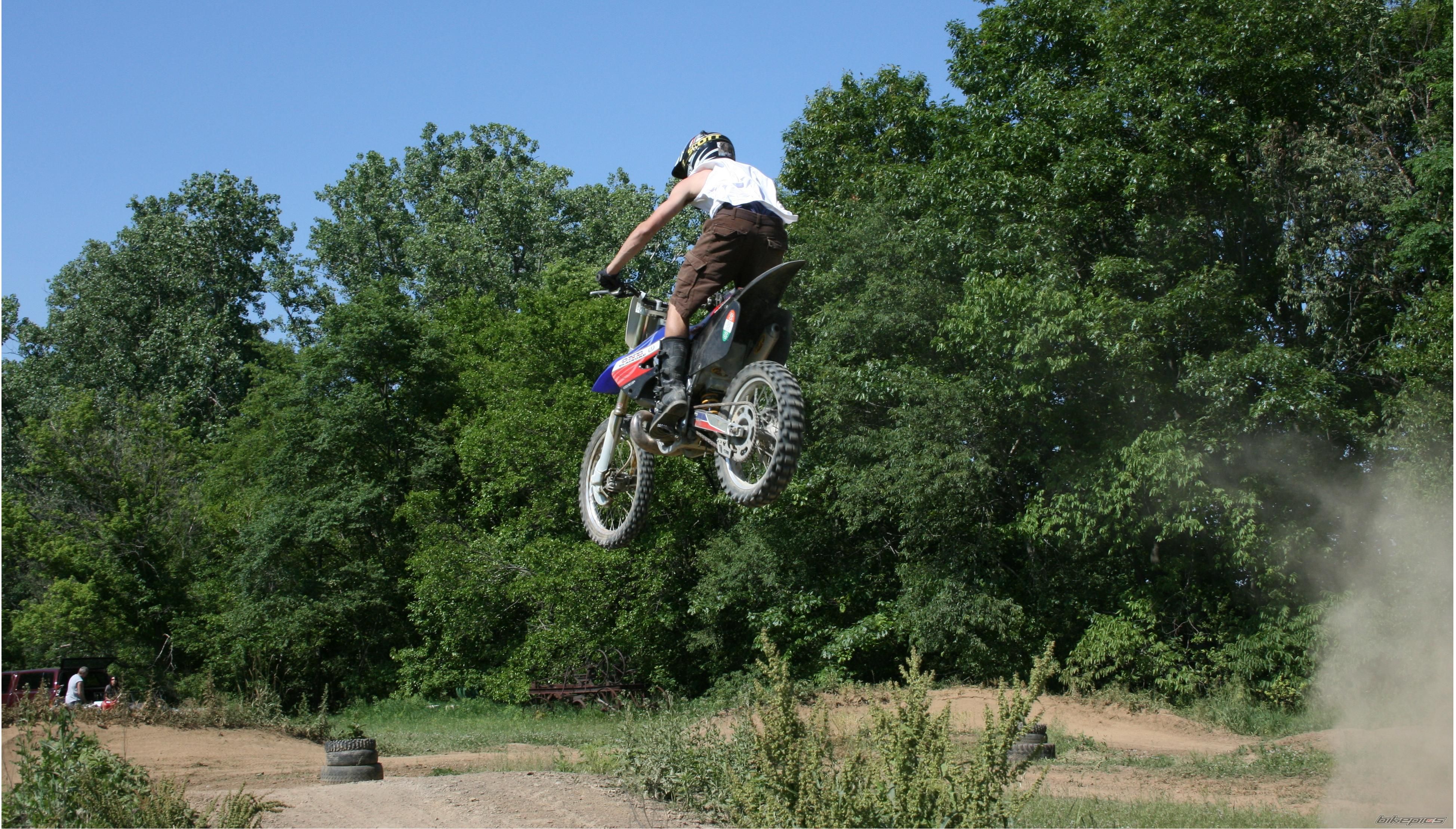 Bike Photo 929396