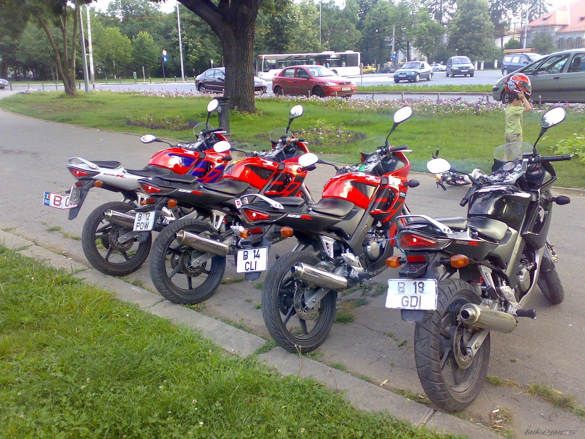 Bike Photo 929745