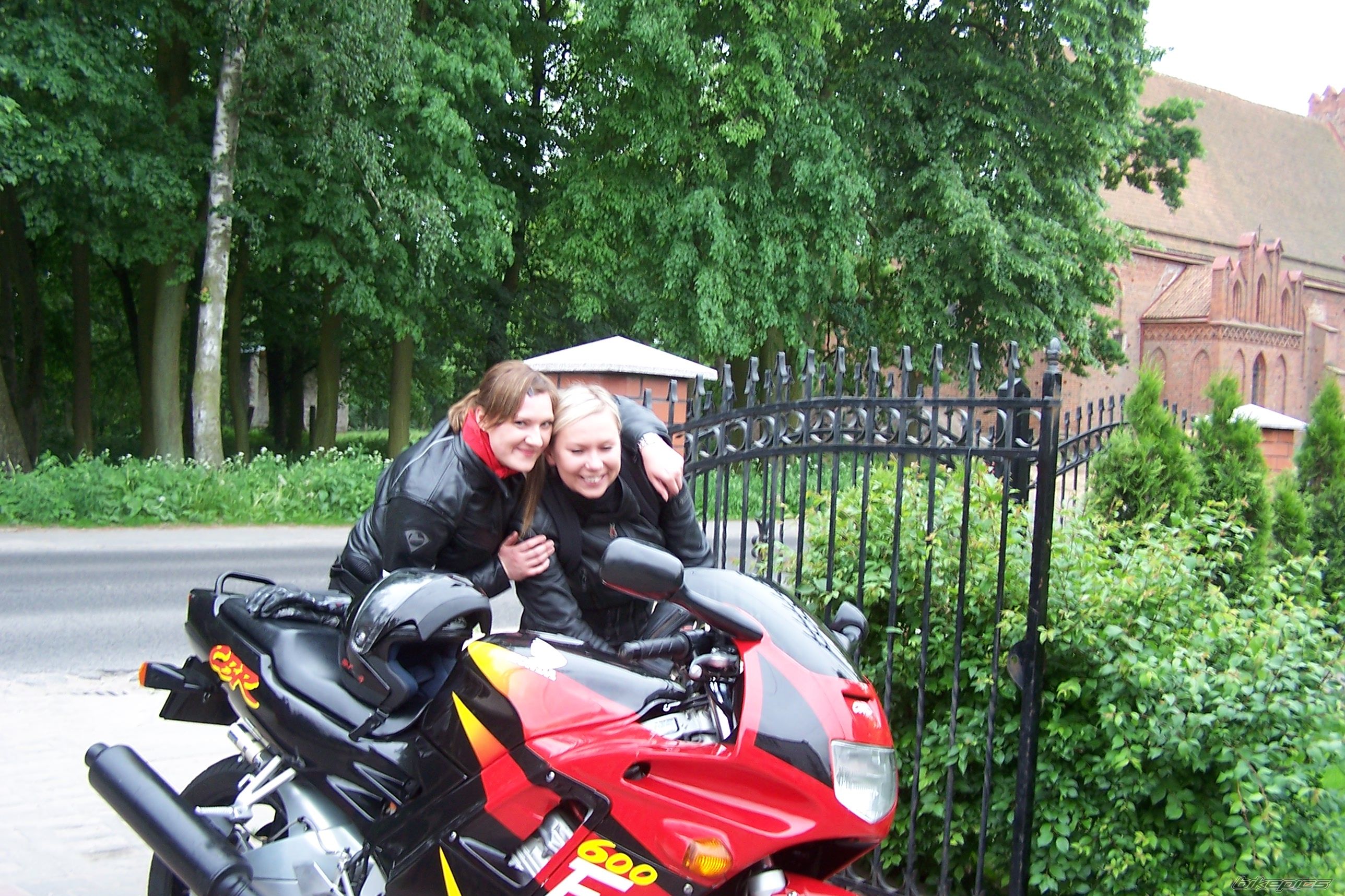 Bike Photo 930081