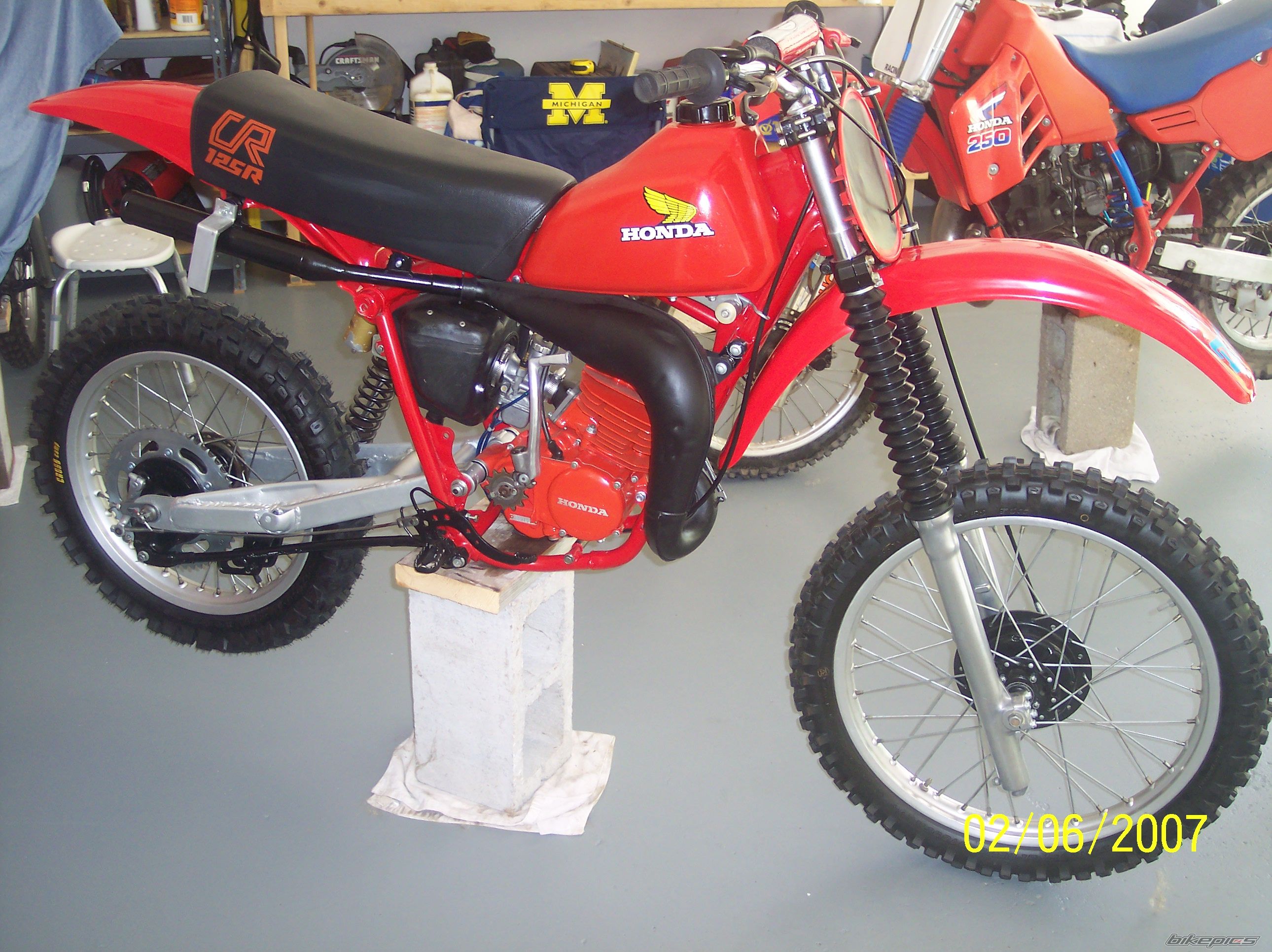 Bike Photo 930406