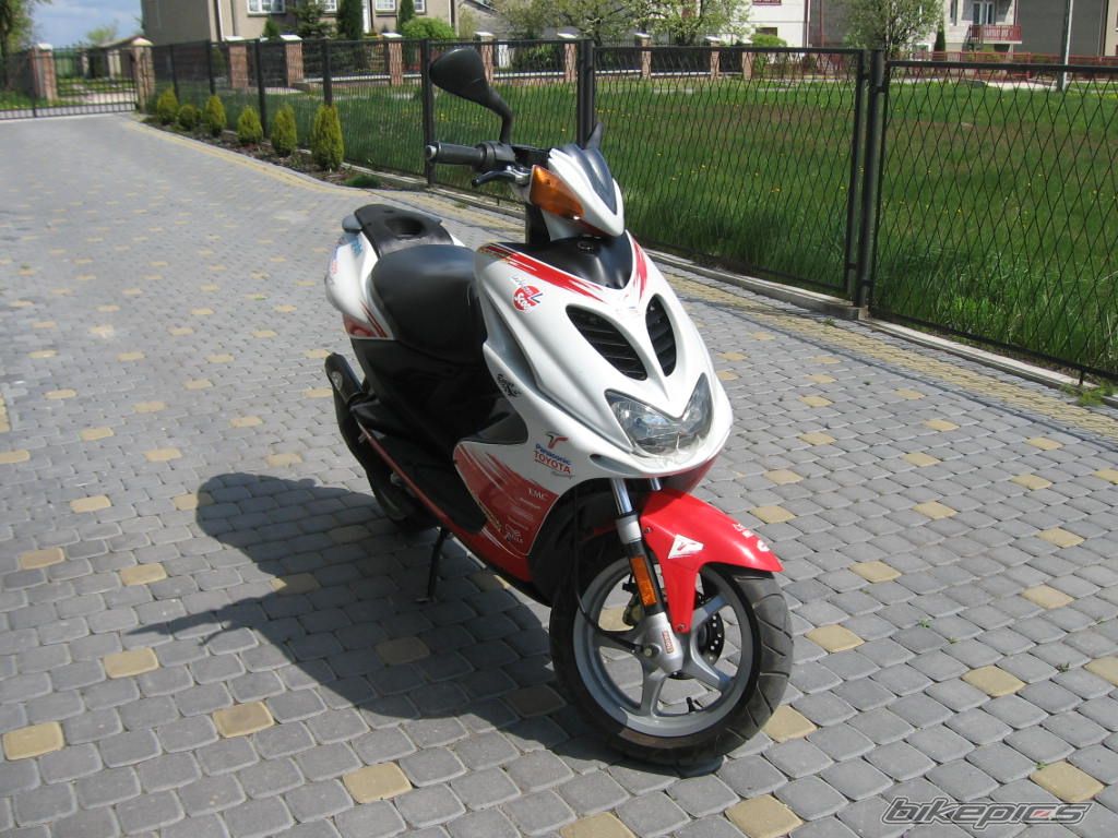 Bike Photo 930518
