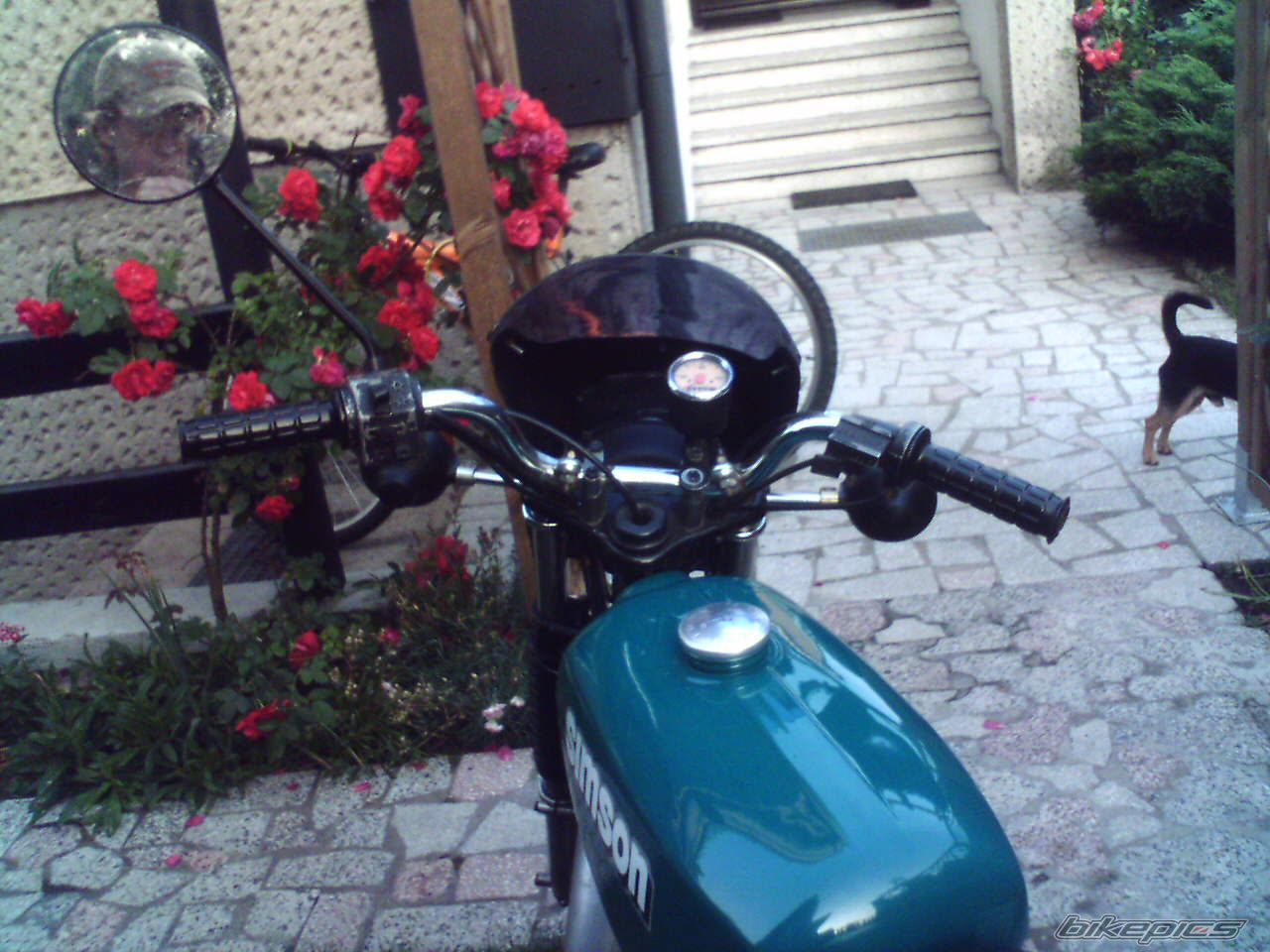 Bike Photo 930702