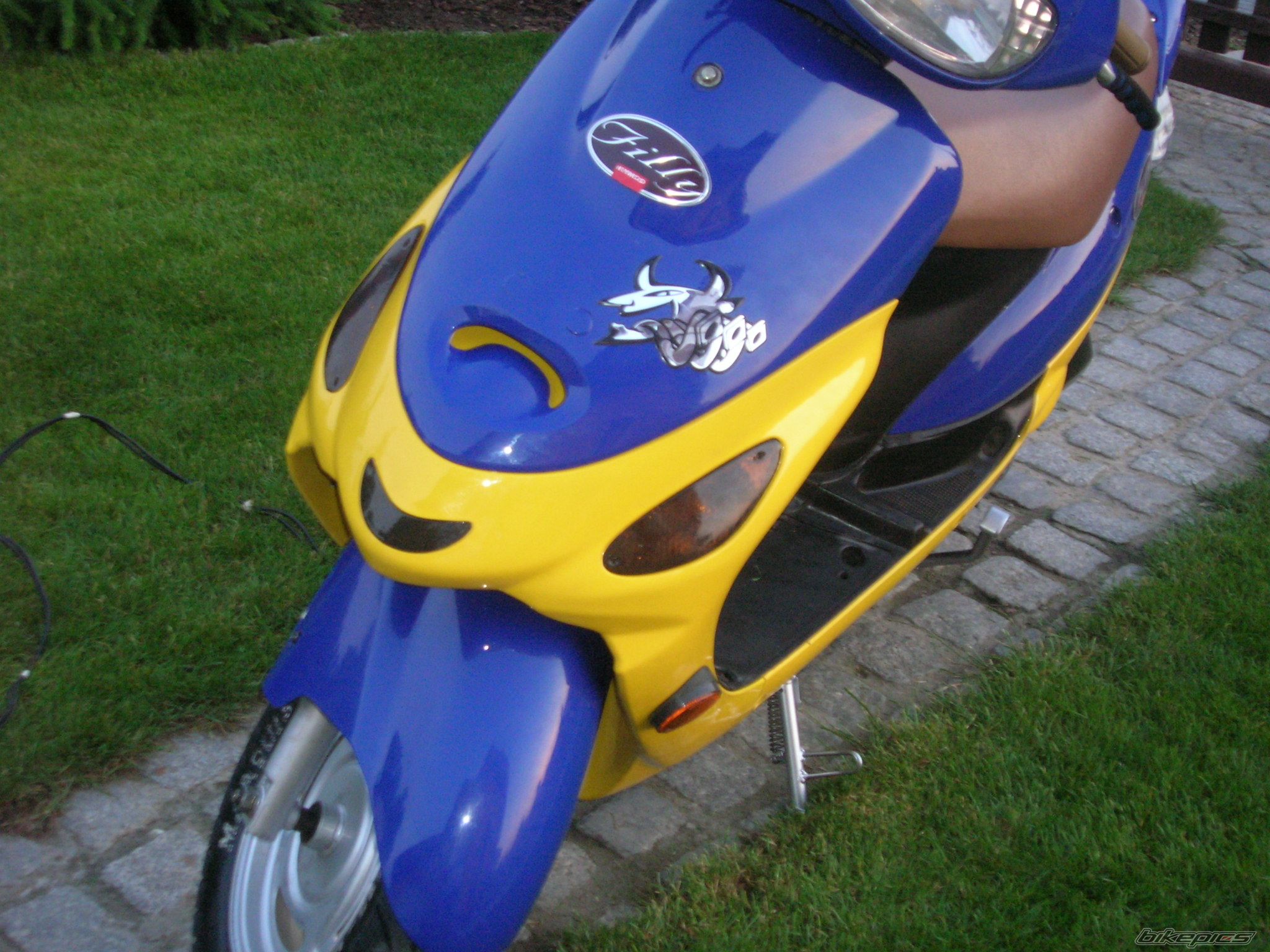 Bike Photo 930808