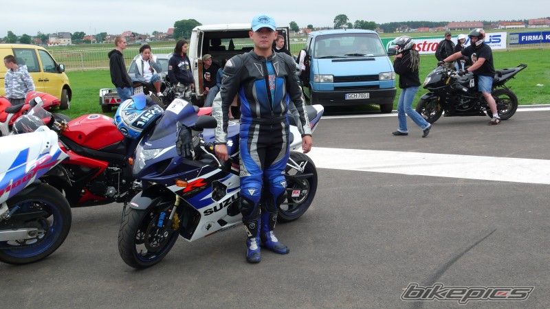 Bike Photo 930823