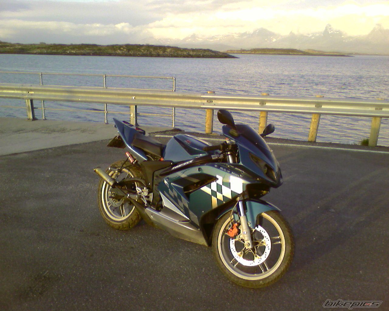 Photo 930866
