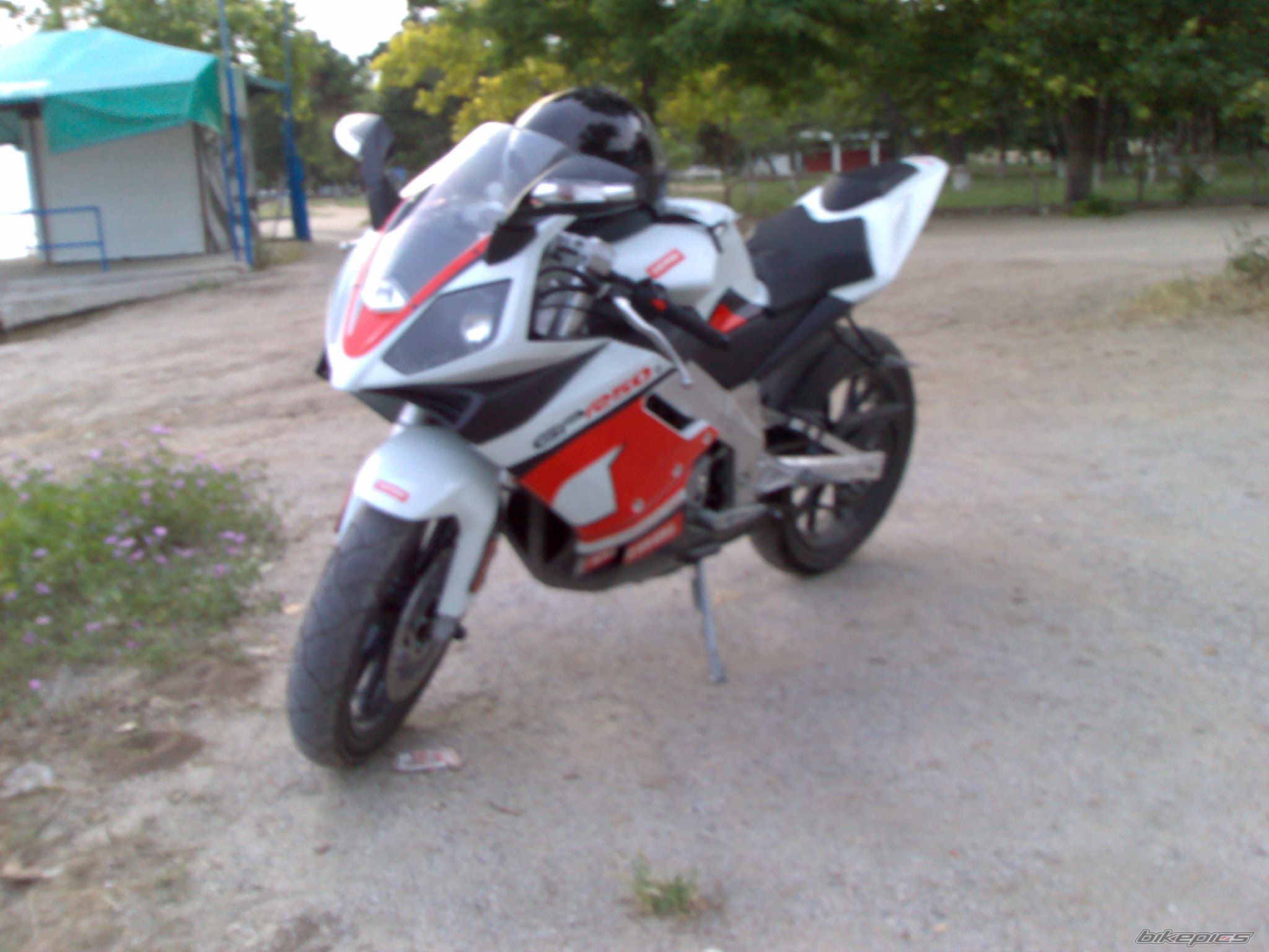Photo 930876