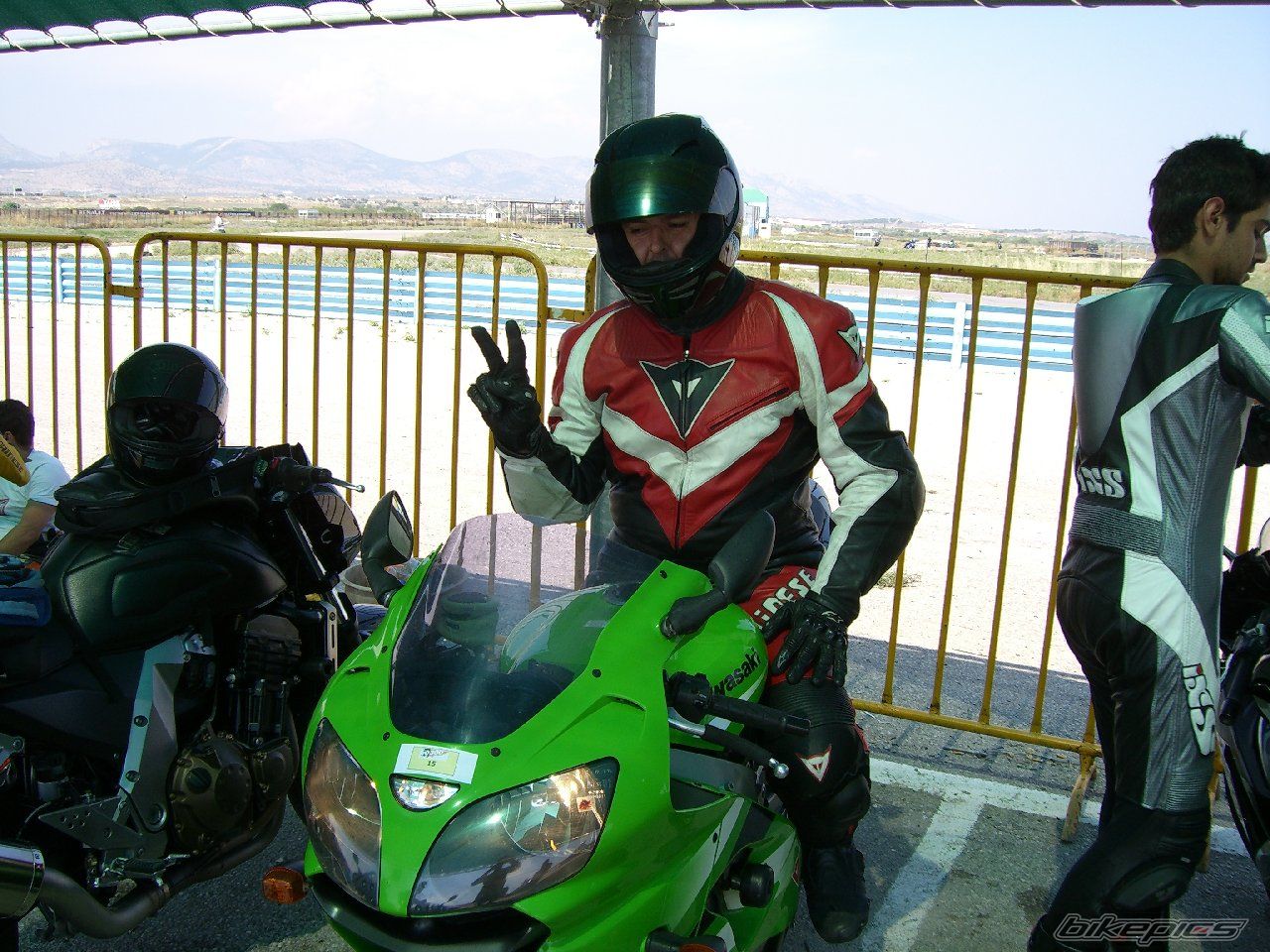 Bike Photo 931106