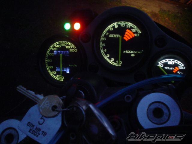Photo 932680
