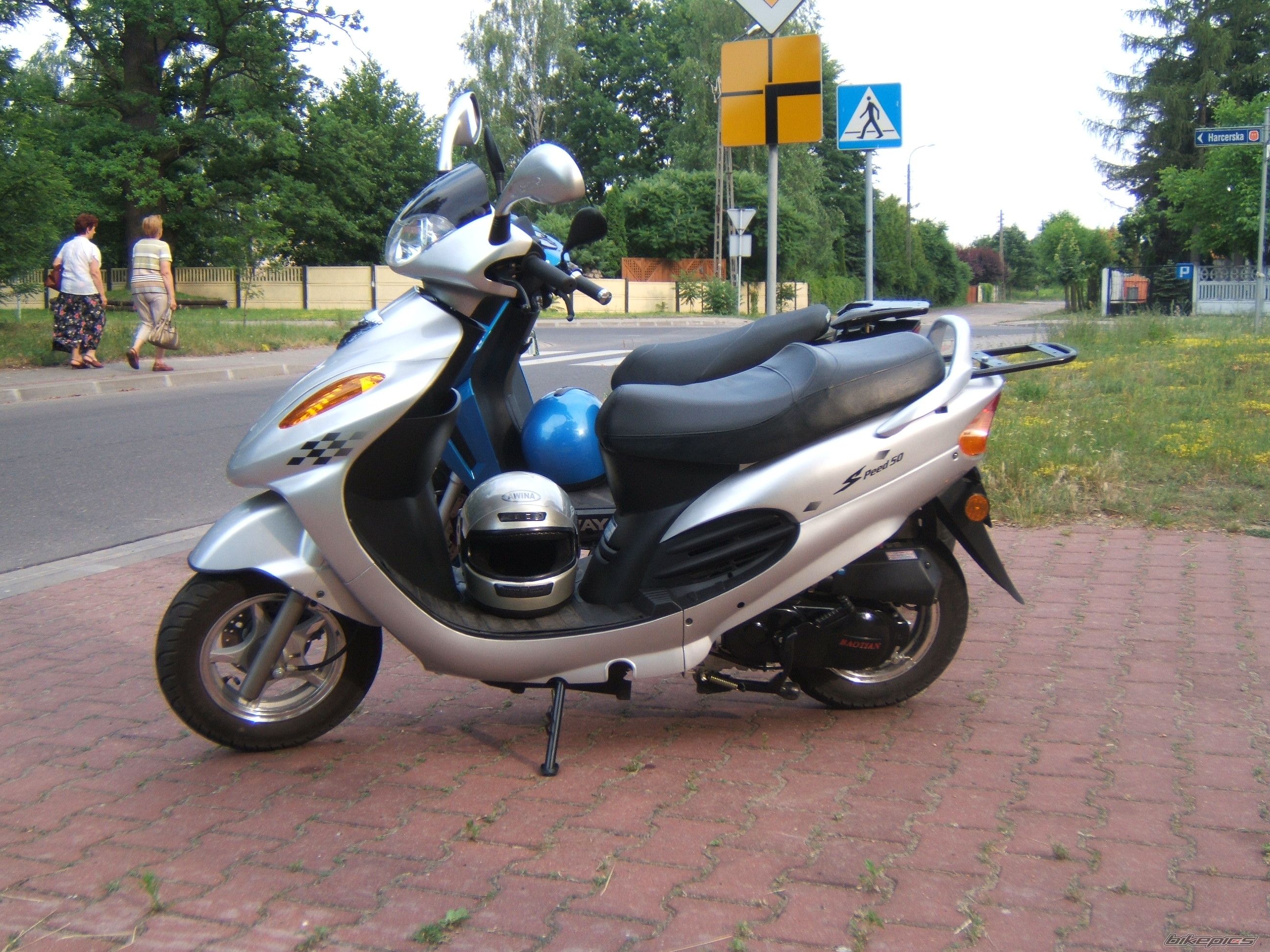 Photo 932690