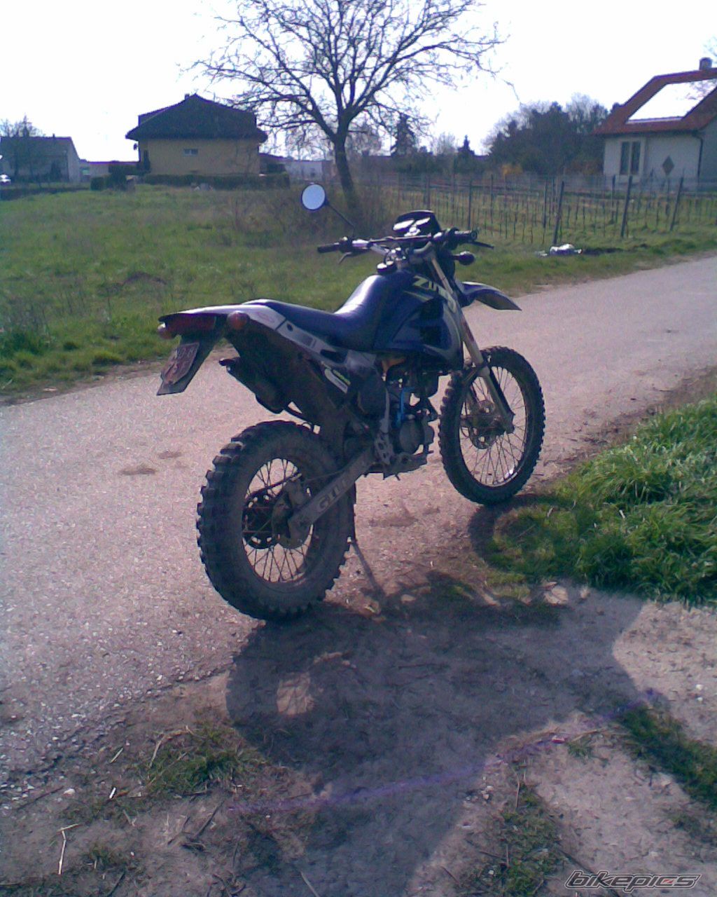 Photo 933025
