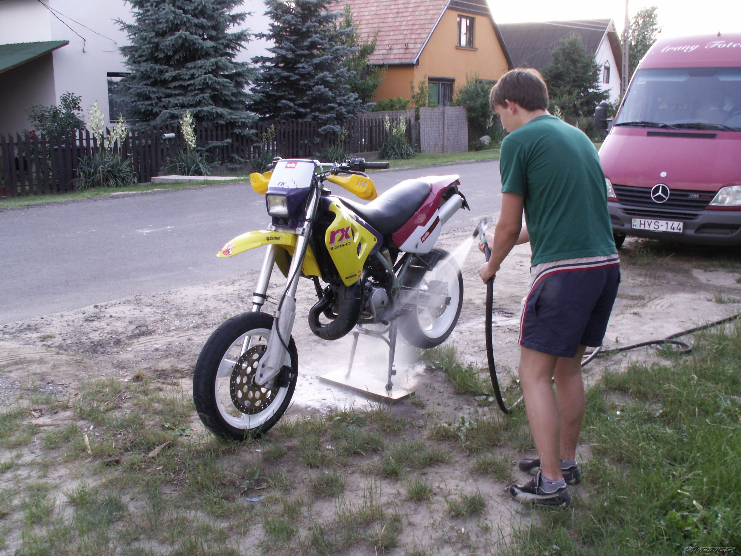 Photo 933082