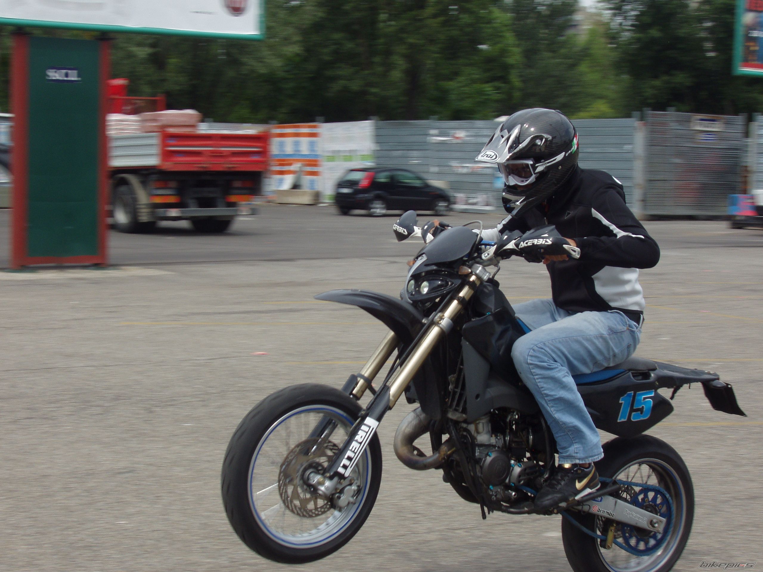 Bike Photo 935465