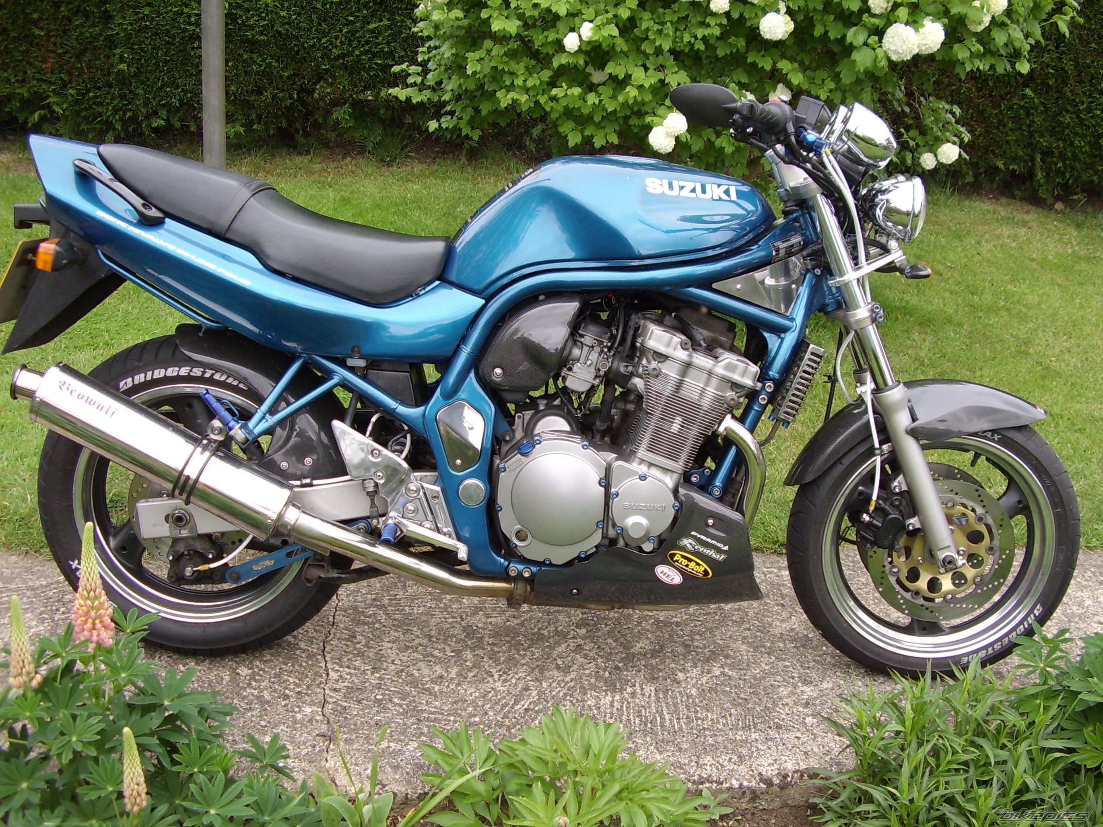 Bike Photo 935811
