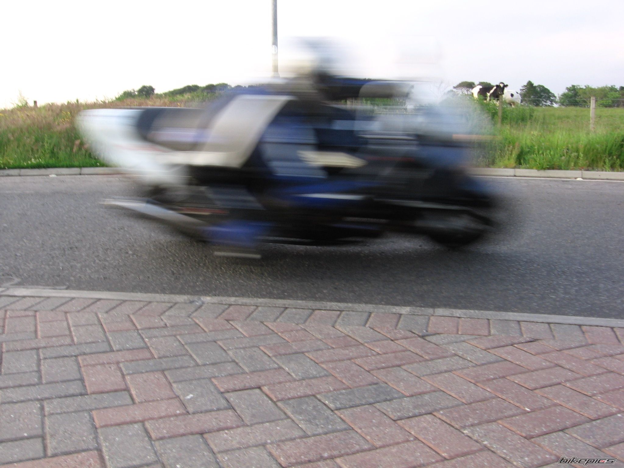 Bike Photo 935995