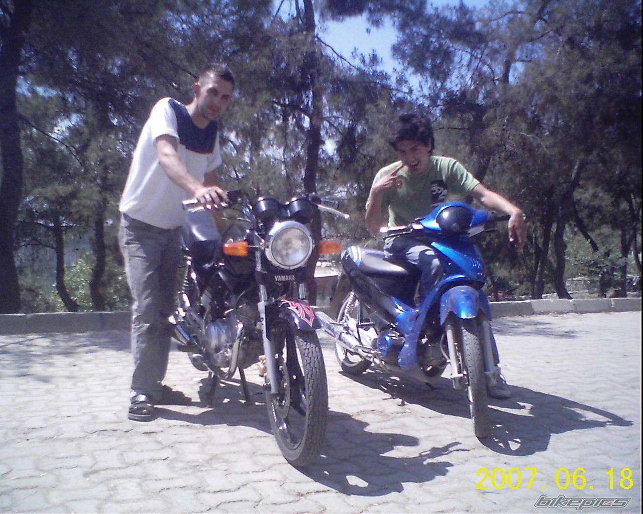 Bike Photo 936026