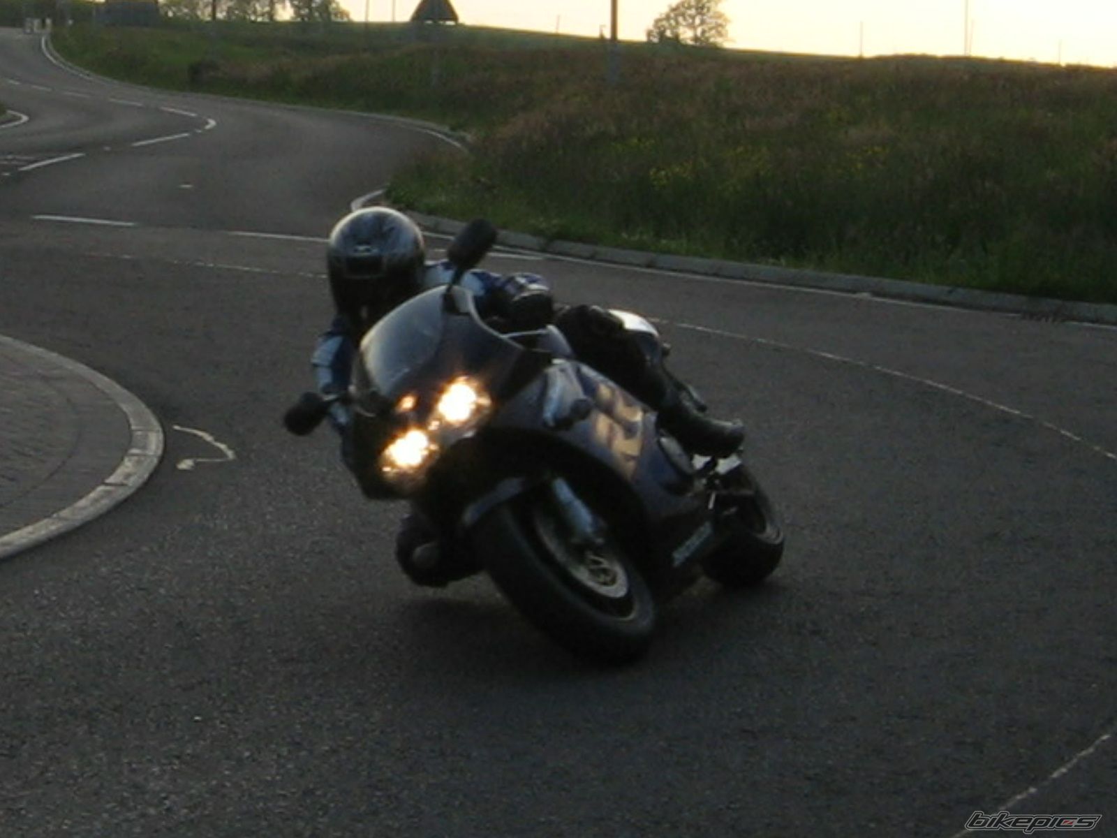 Bike Photo 936044